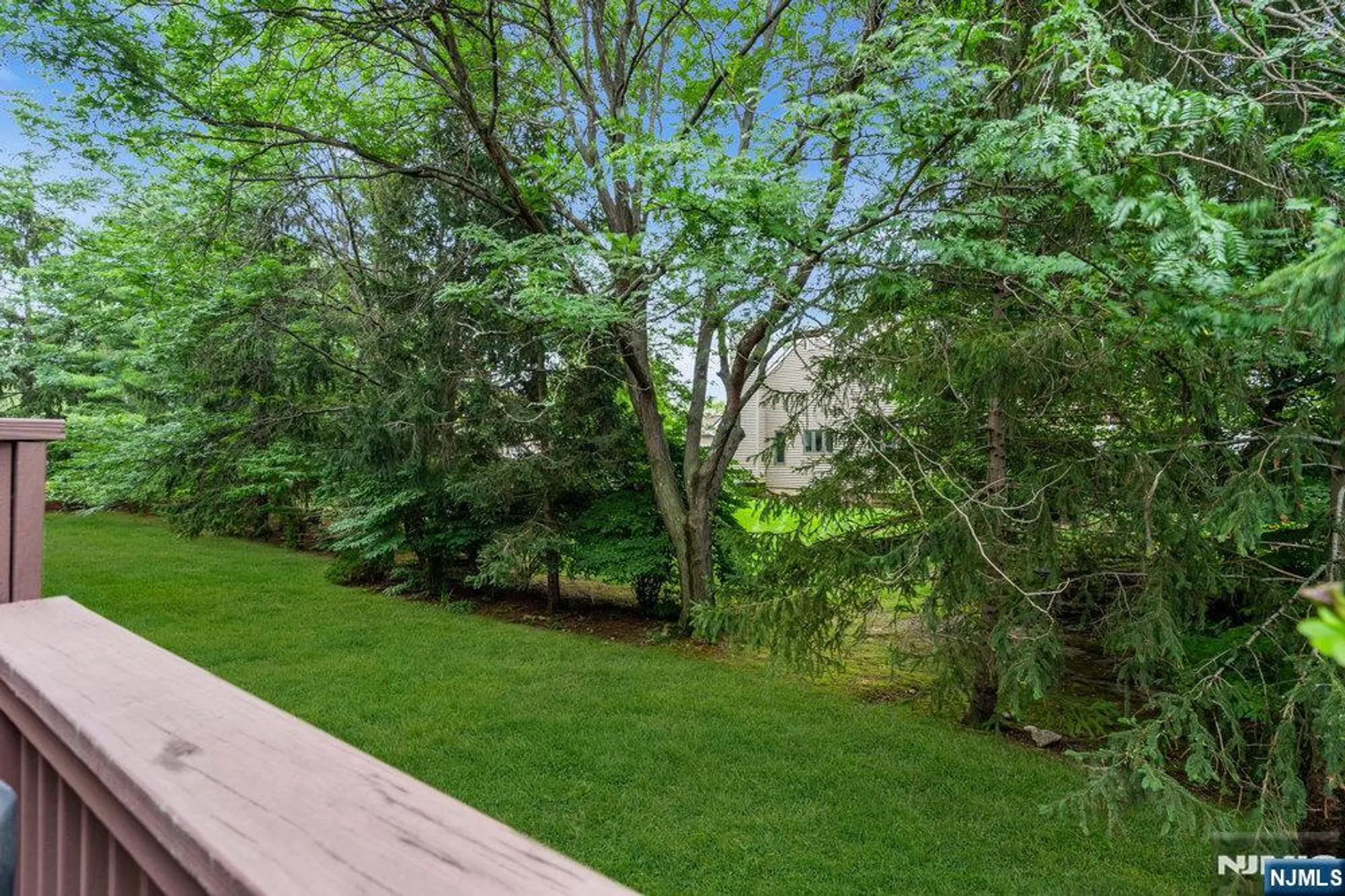 Property Slideshow image 45 of 46 | 39 litchult ln, Mahwah, NJ, 07430
