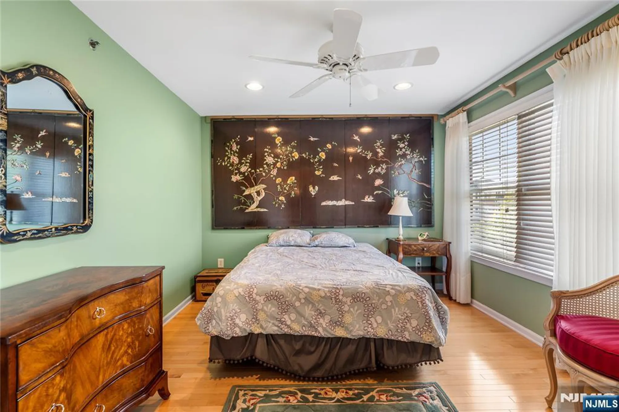 Property Slideshow image 18 of 25 | 105 chestnut ct # 3, Garwood, NJ, 07027