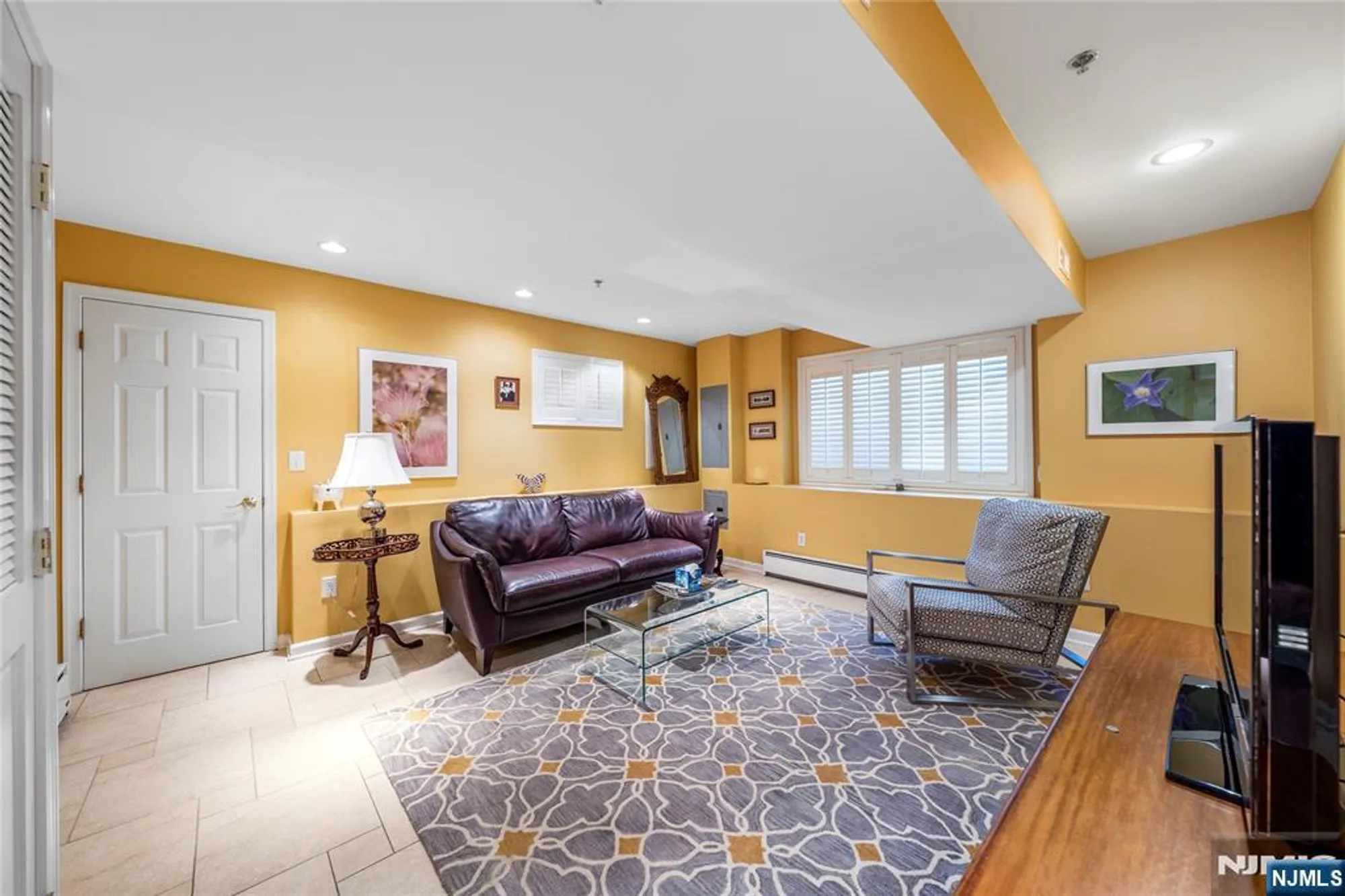 Property Slideshow image 21 of 25 | 105 chestnut ct # 3, Garwood, NJ, 07027