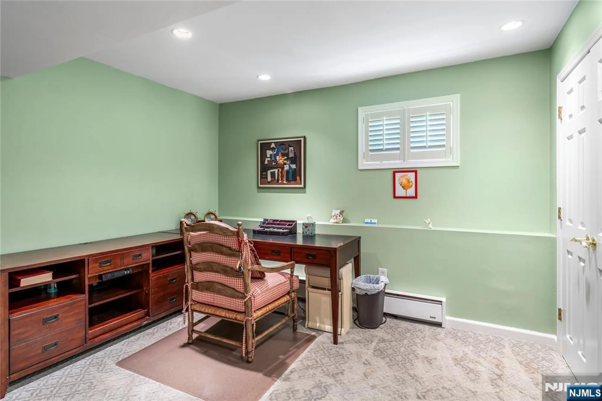 Property Slideshow image 22 of 25 | 105 chestnut ct # 3, Garwood, NJ, 07027