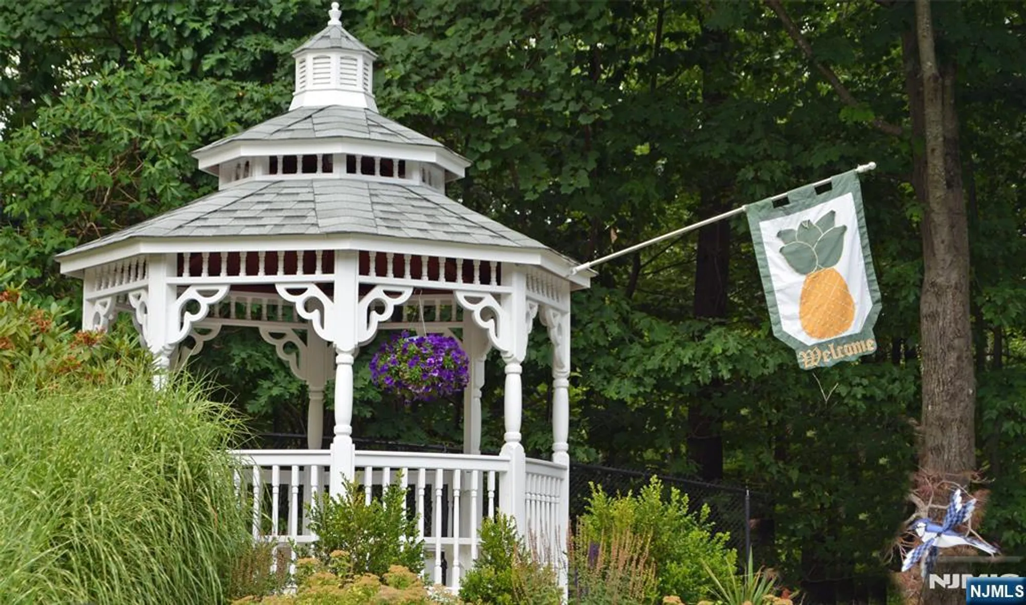 Property Slideshow image 27 of 29 | 2 richmond rd 210, West Milford, NJ, 07480