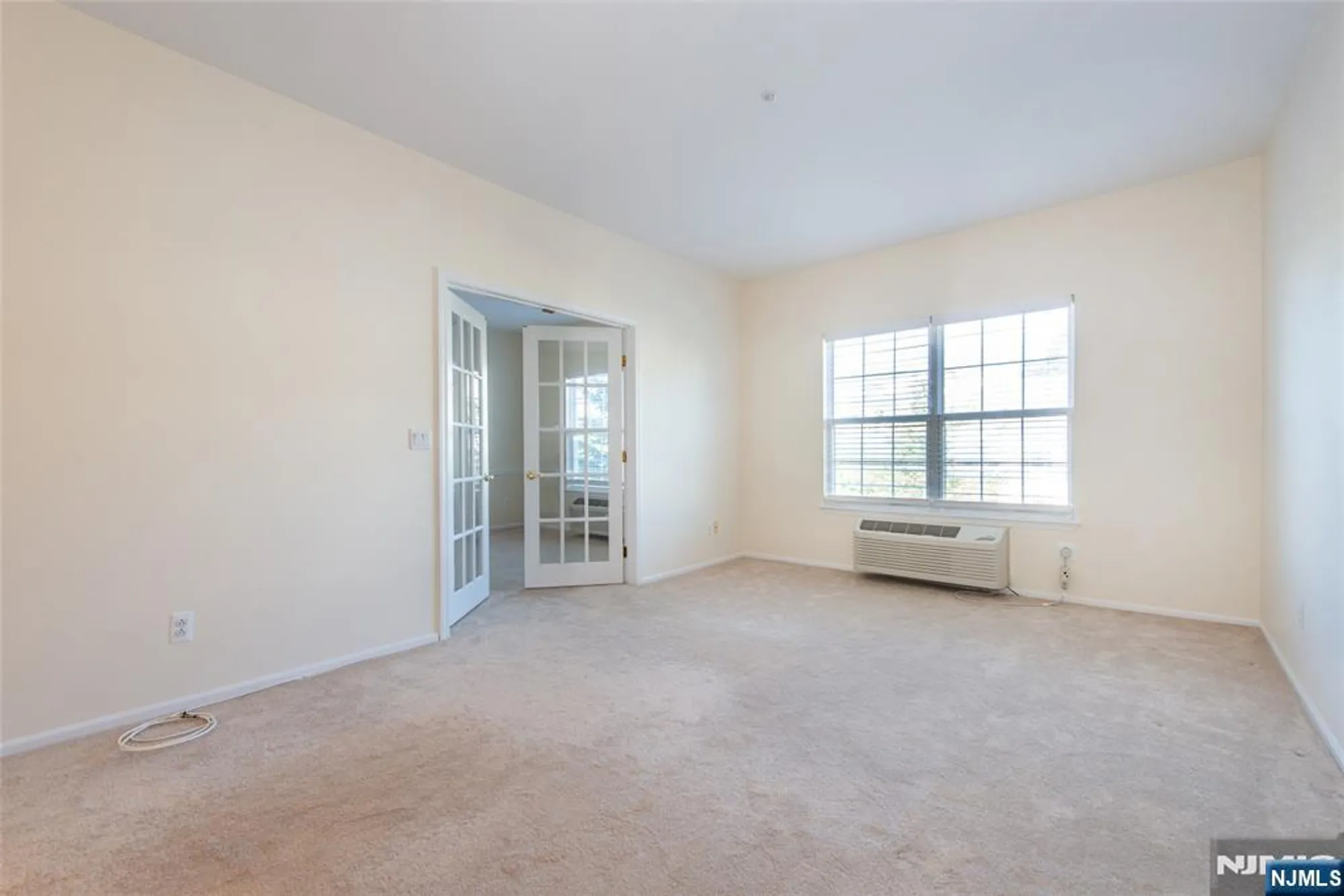 Property Slideshow image 5 of 29 | 2 richmond rd 210, West Milford, NJ, 07480