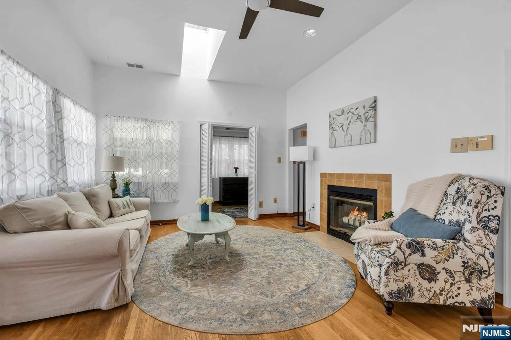 Property Slideshow image 9 of 19 | 219 mohican ln, Little Egg Harbor Twp, NJ, 08087