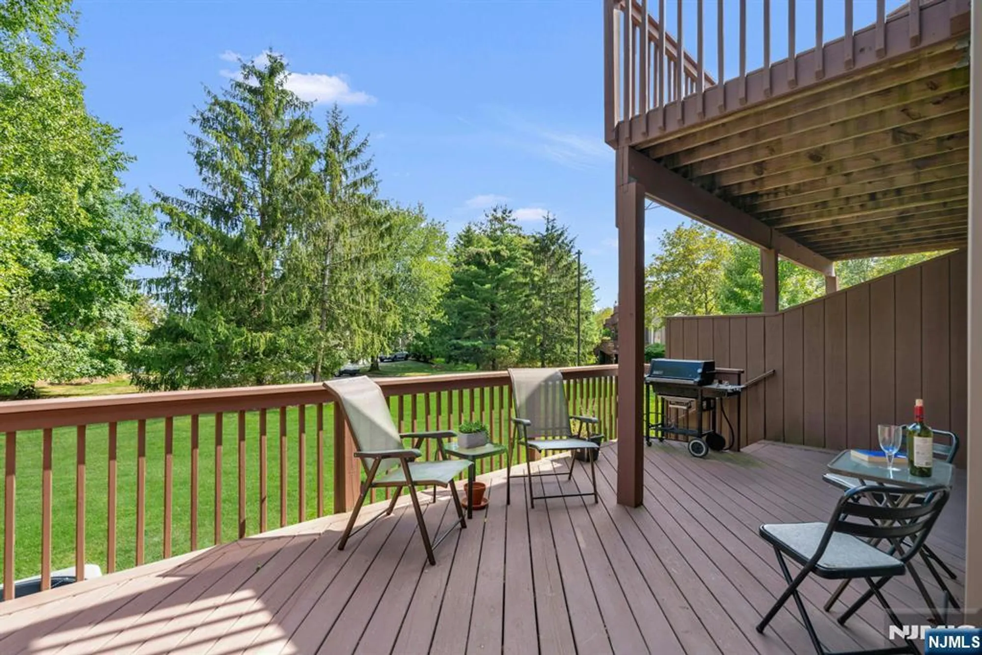 Property Slideshow image 11 of 32 | 49 litchult ln, Mahwah, NJ, 07430