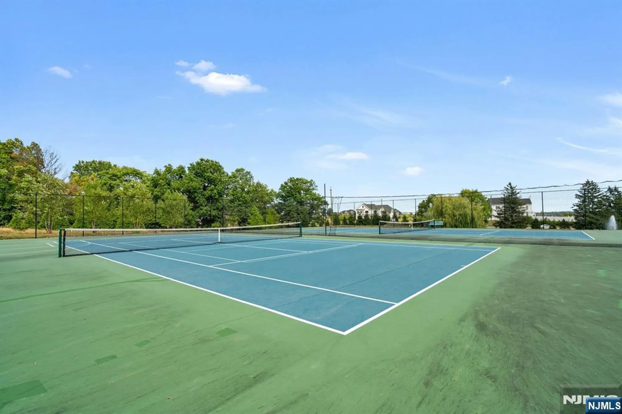 Property Slideshow image 29 of 32 | 49 litchult ln, Mahwah, NJ, 07430