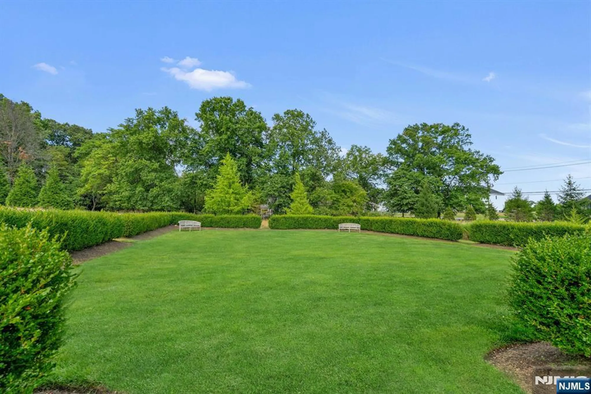 Property Slideshow image 30 of 32 | 49 litchult ln, Mahwah, NJ, 07430