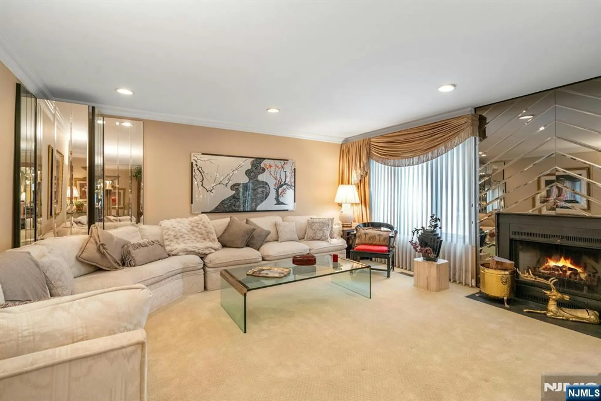 Property Slideshow image 8 of 32 | 49 litchult ln, Mahwah, NJ, 07430