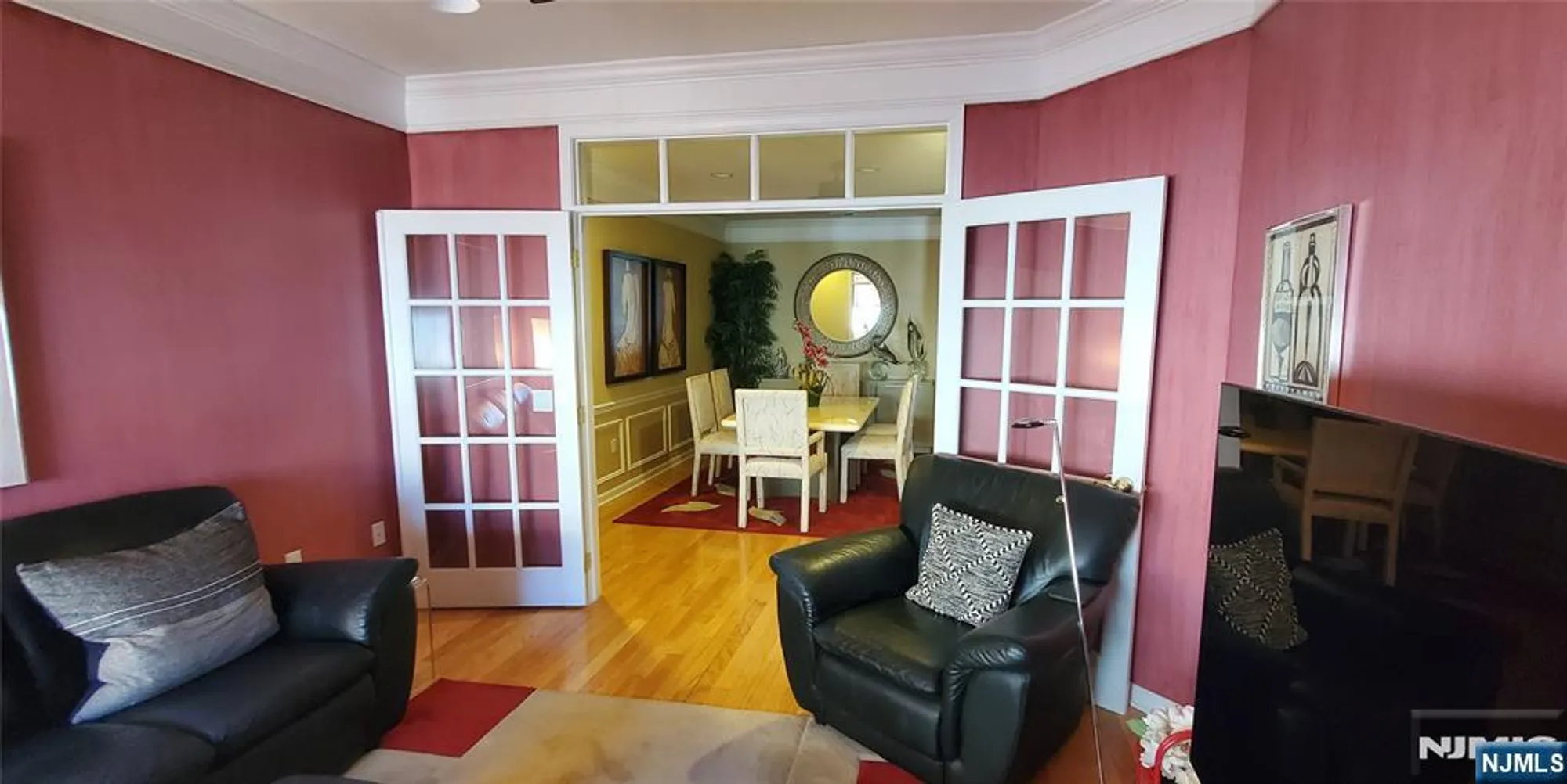 Property Slideshow image 14 of 33 | 7414 warrens way deeded parking, Wanaque, NJ, 07465