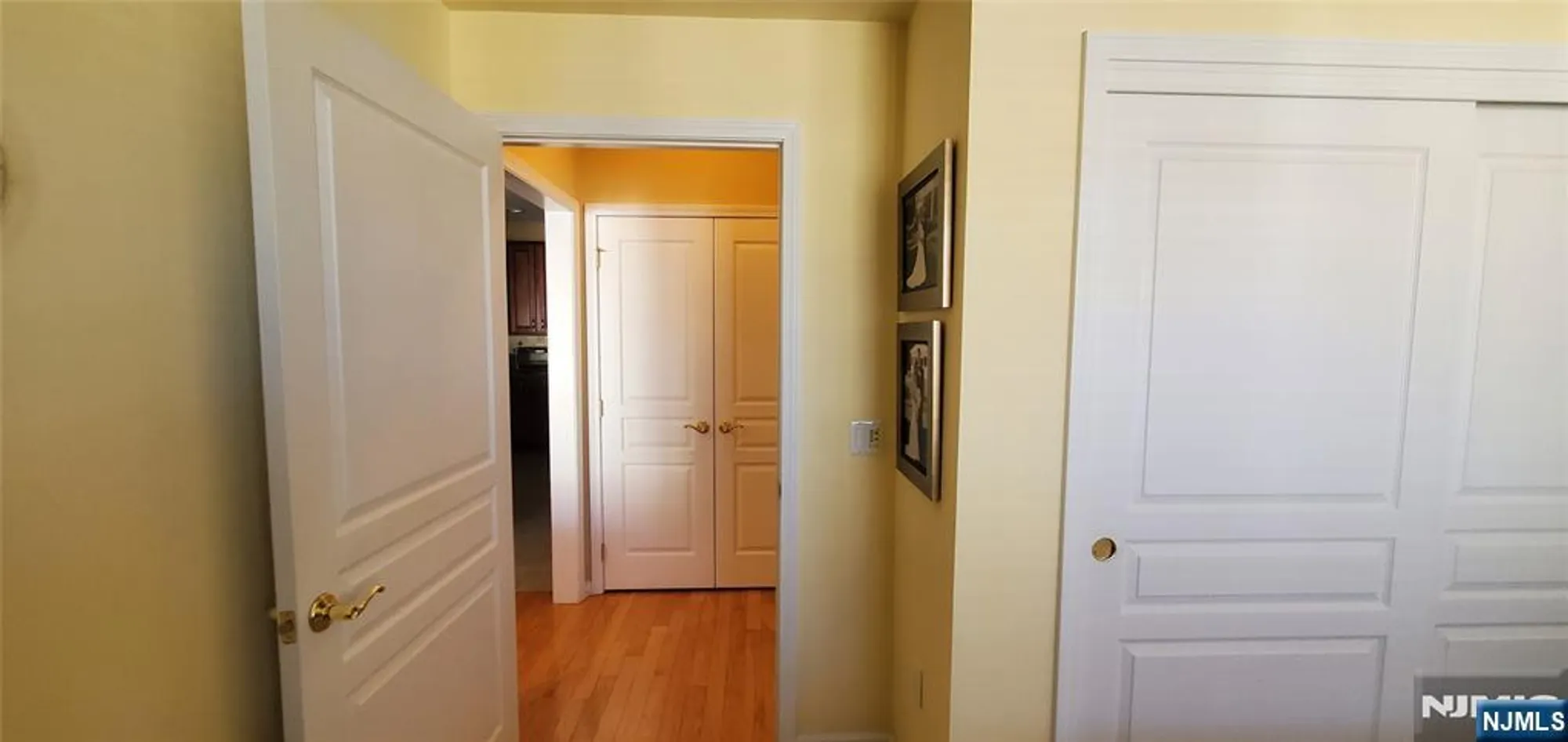 Property Slideshow image 20 of 33 | 7414 warrens way deeded parking, Wanaque, NJ, 07465