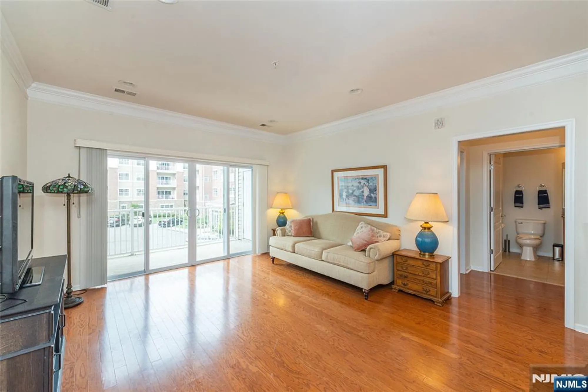 Property Slideshow image 12 of 30 | 1116 warrens way, Wanaque, NJ, 07465