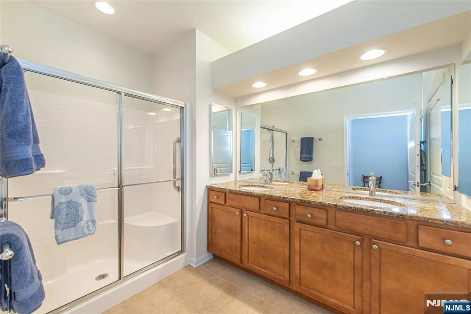 Property Slideshow image 22 of 30 | 1116 warrens way, Wanaque, NJ, 07465