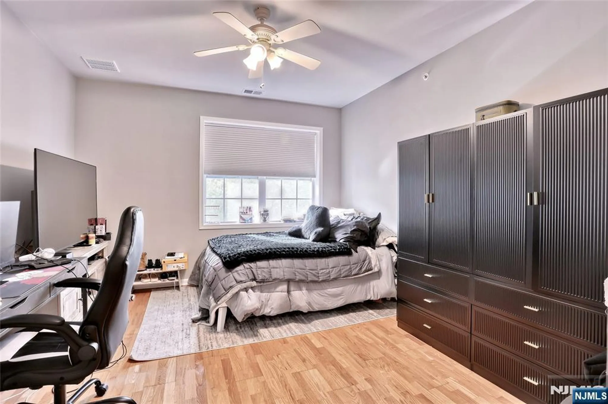 Property Slideshow image 11 of 35 | 8415 warrens way, Wanaque, NJ, 07465