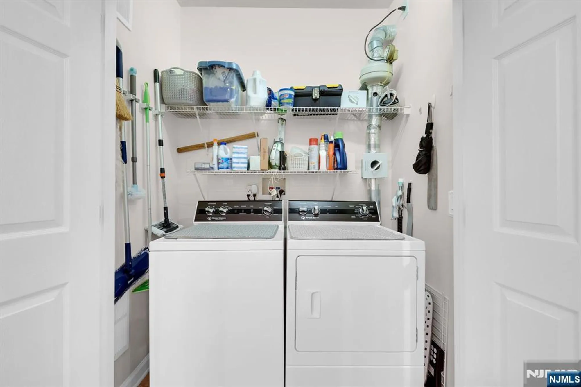 Property Slideshow image 24 of 34 | 7 ridgeview ln, Mount Arlington, NJ, 07856