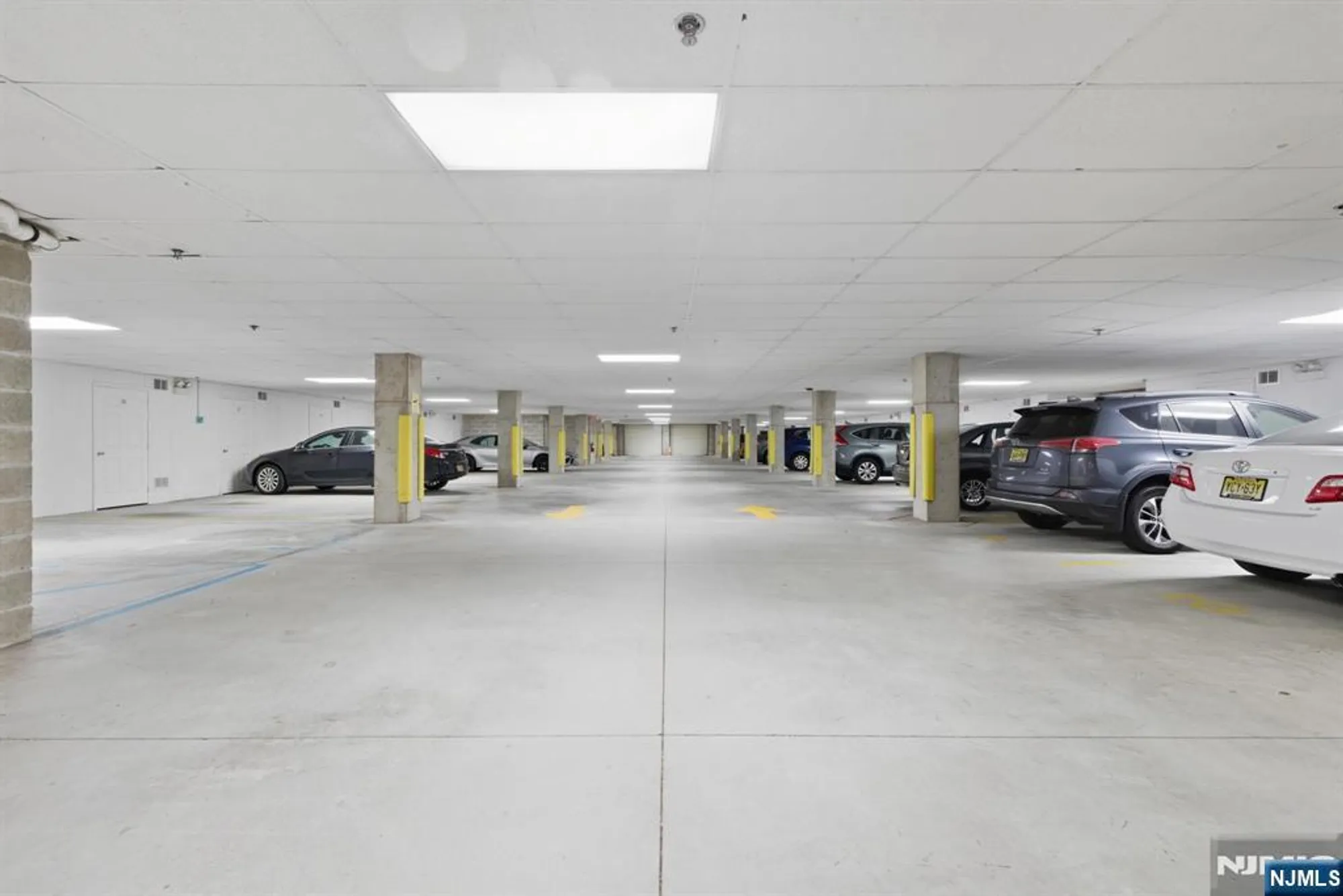 Property Slideshow image 33 of 34 | 7 ridgeview ln, Mount Arlington, NJ, 07856