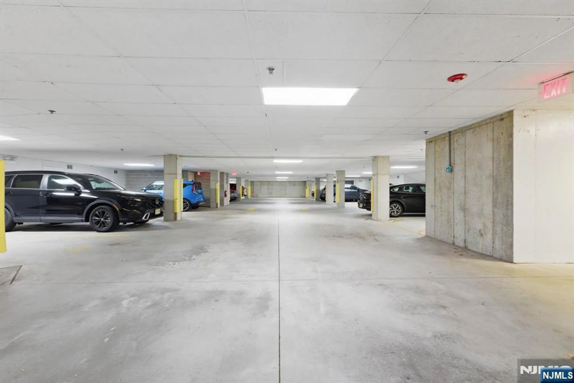 Property Slideshow image 34 of 34 | 7 ridgeview ln, Mount Arlington, NJ, 07856