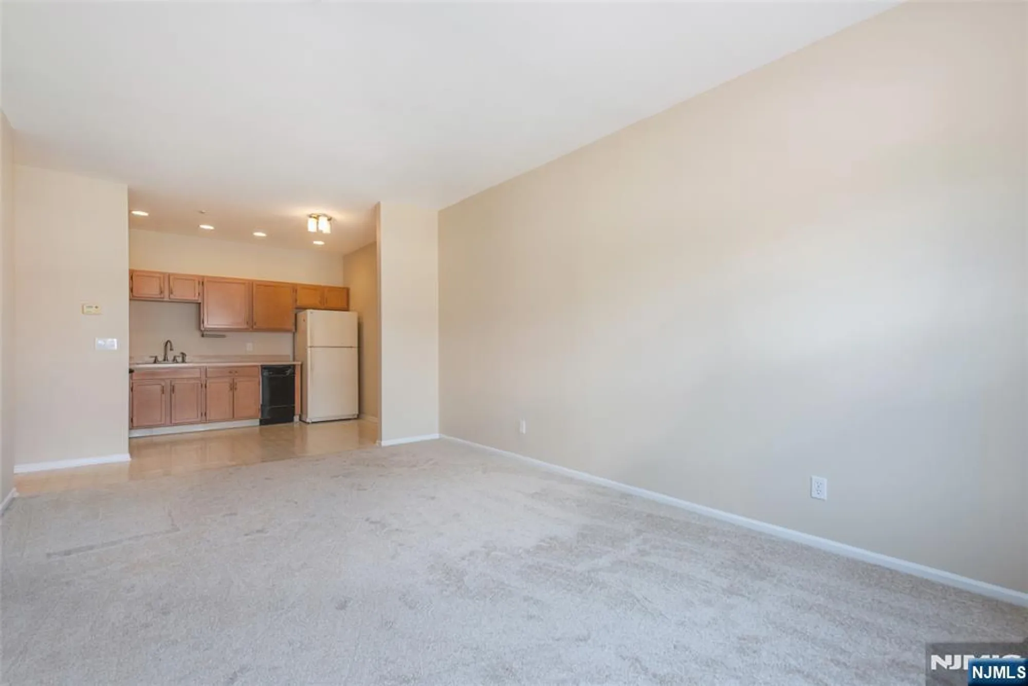 Property Slideshow image 11 of 33 | 9302 richmond rd, West Milford, NJ, 07480