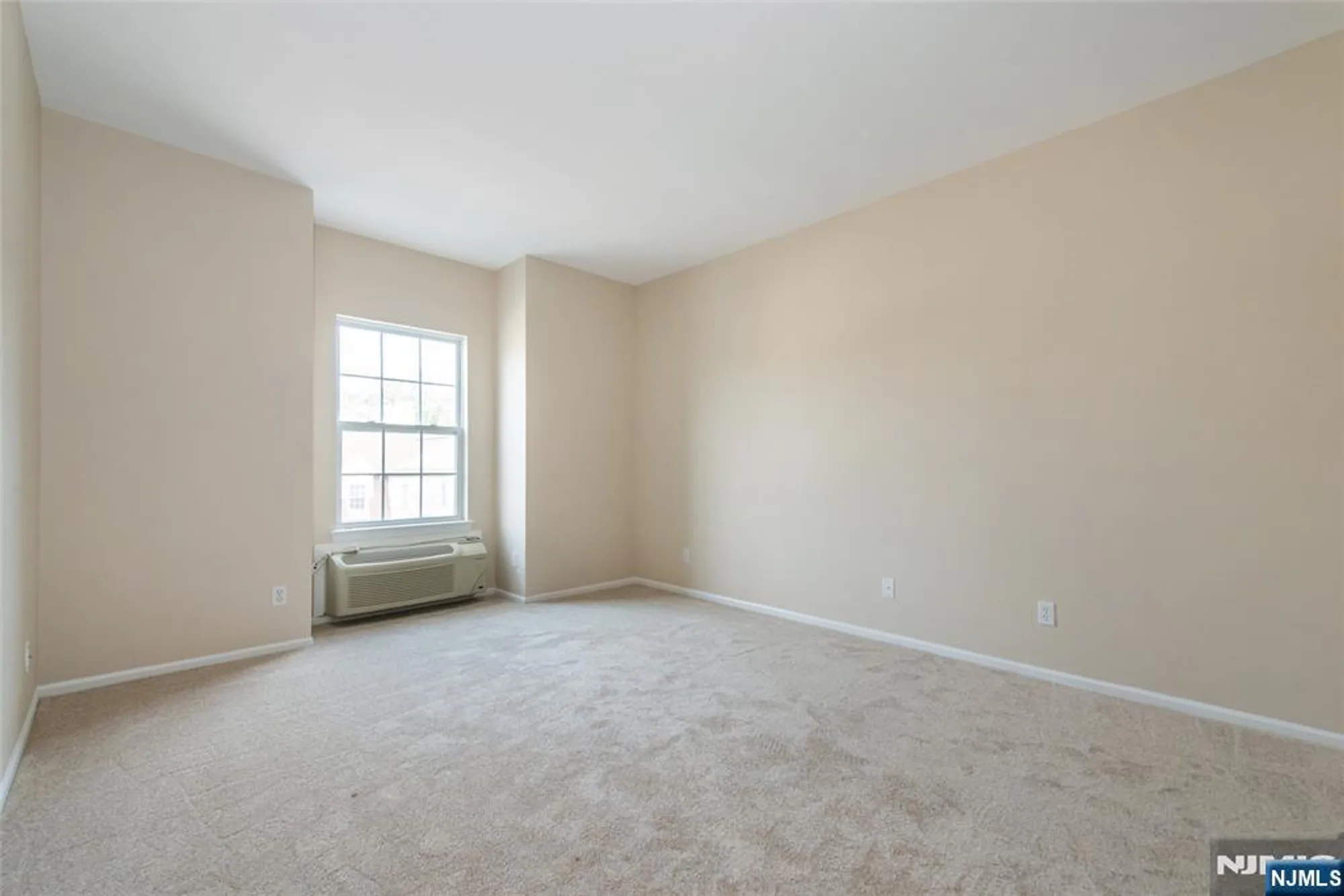 Property Slideshow image 13 of 33 | 9302 richmond rd, West Milford, NJ, 07480