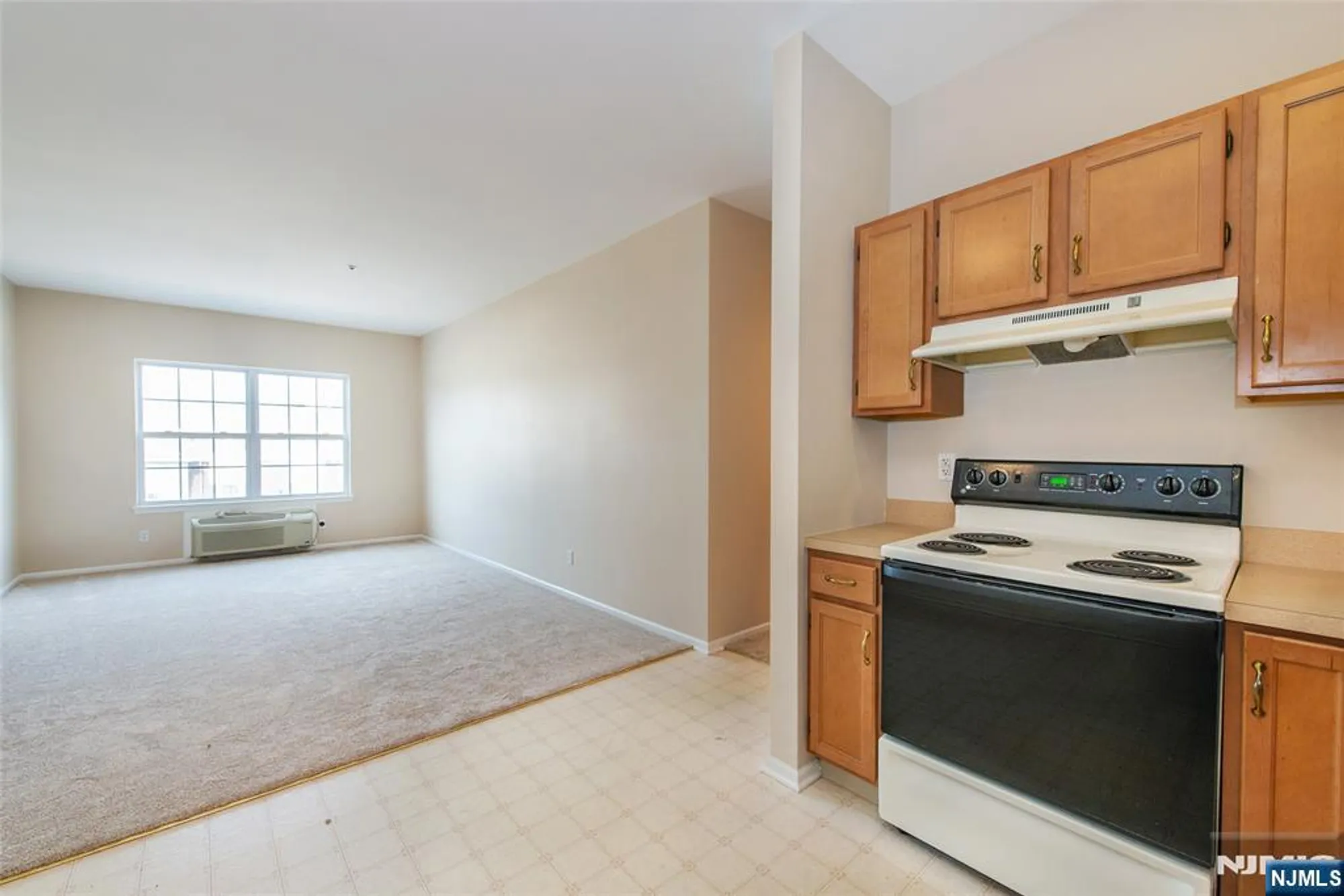 Property Slideshow image 10 of 33 | 9302 richmond rd, West Milford, NJ, 07480