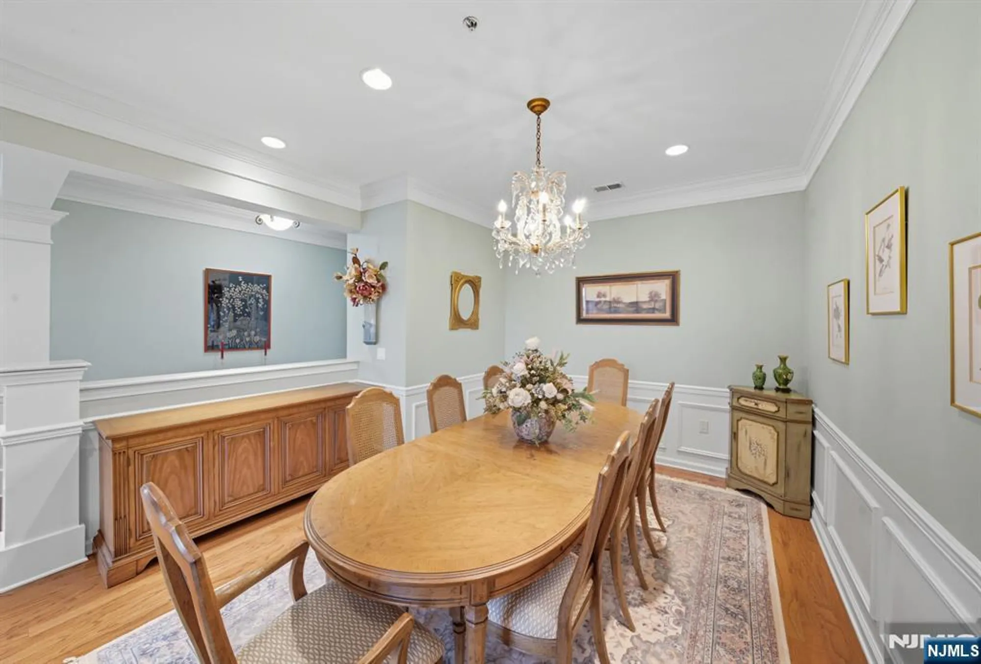 Property Slideshow image 14 of 50 | 4319 warrens way deeded garage, Wanaque, NJ, 07465