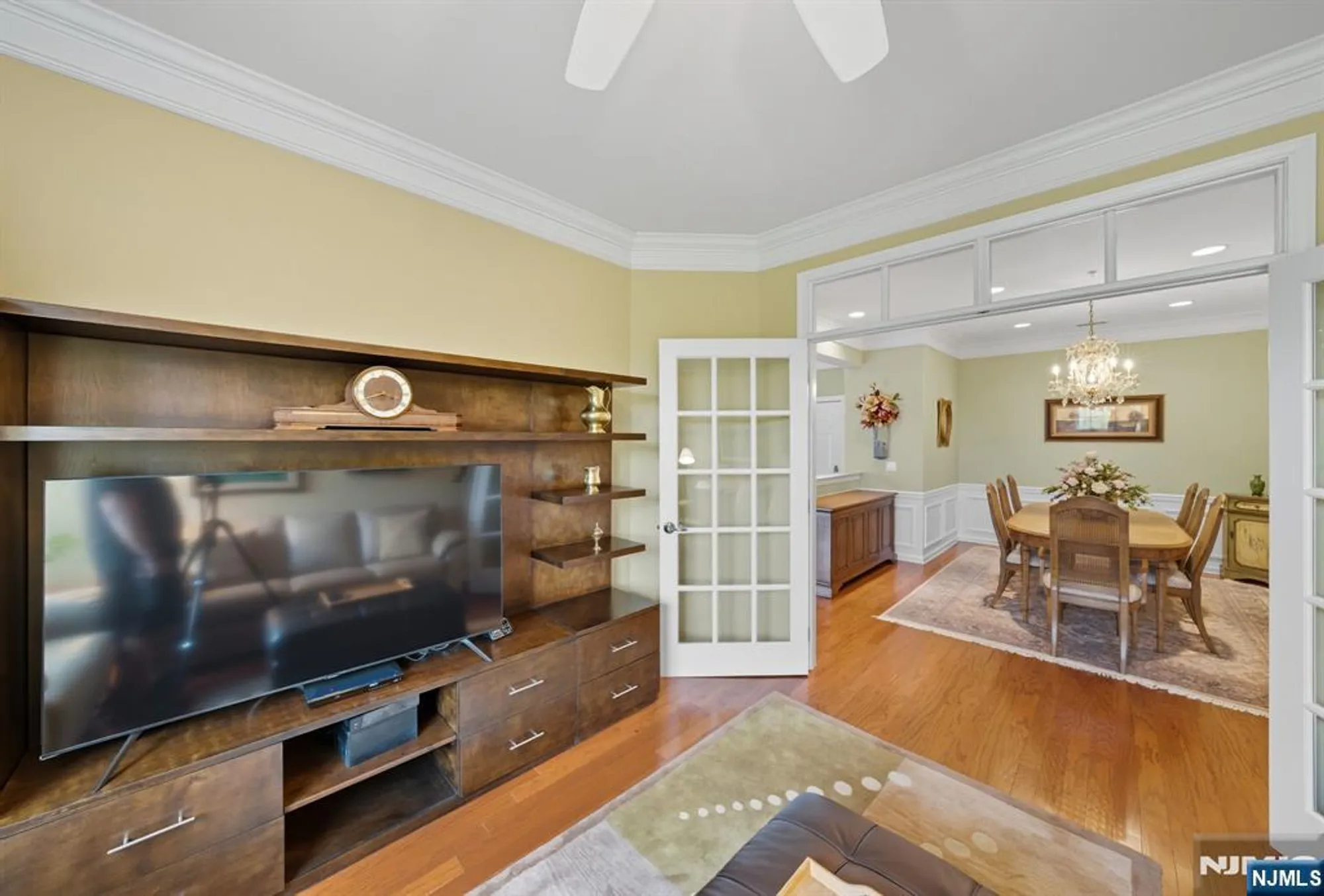 Property Slideshow image 17 of 50 | 4319 warrens way deeded garage, Wanaque, NJ, 07465