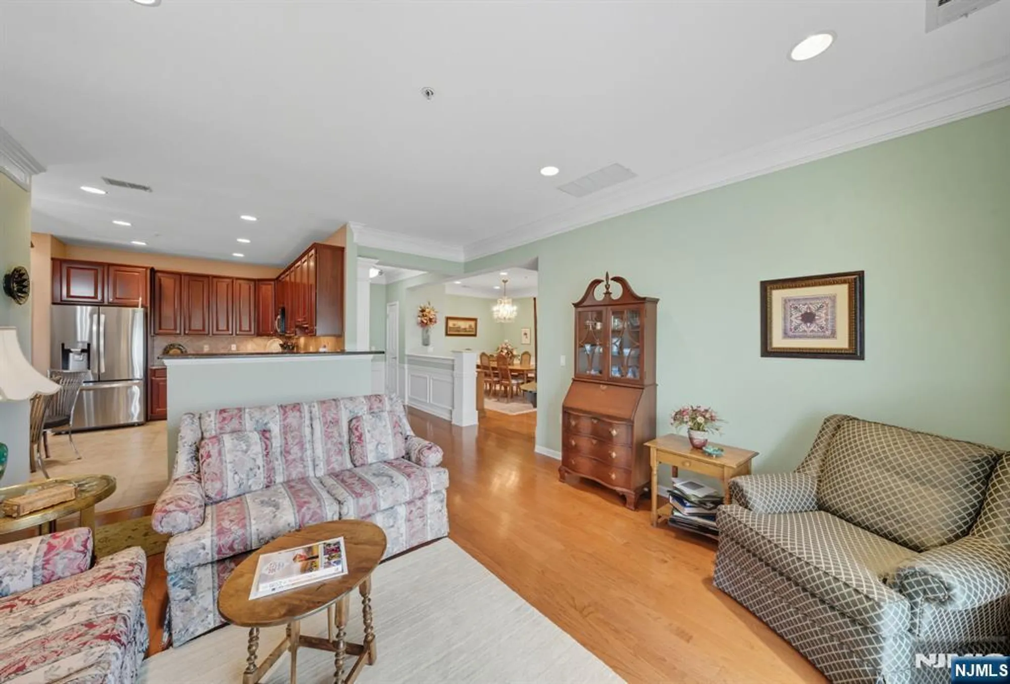 Property Slideshow image 26 of 50 | 4319 warrens way deeded garage, Wanaque, NJ, 07465