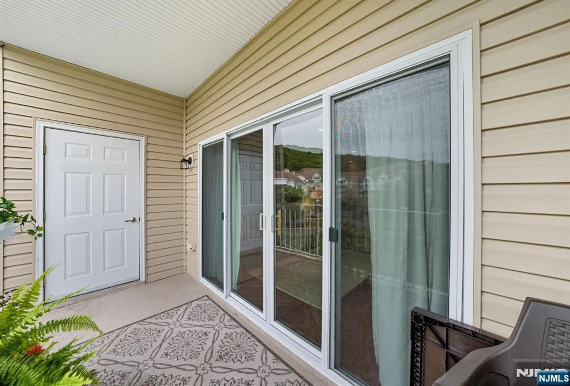 Property Slideshow image 28 of 50 | 4319 warrens way deeded garage, Wanaque, NJ, 07465