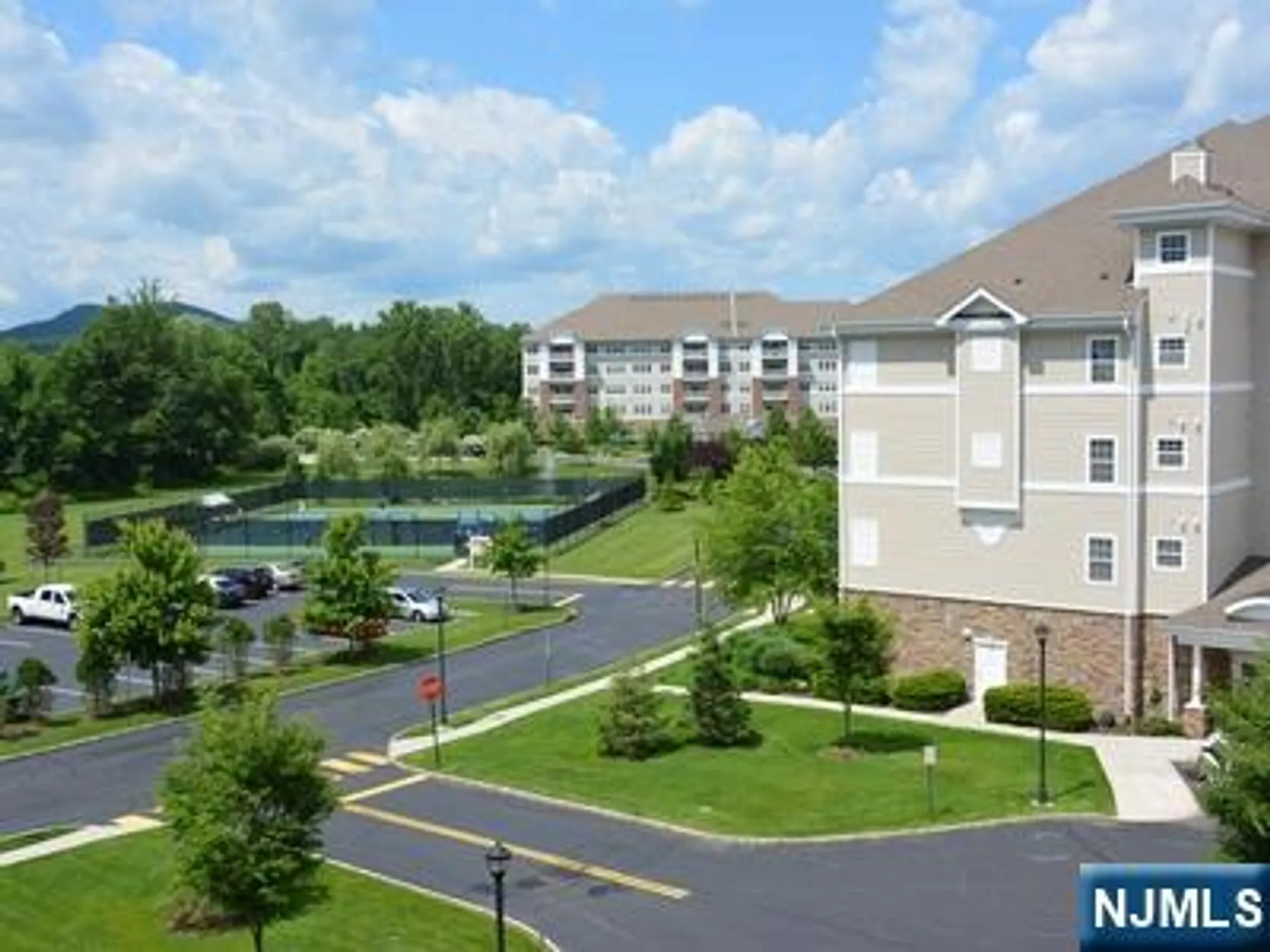 Property Slideshow image 45 of 50 | 4319 warrens way deeded garage, Wanaque, NJ, 07465