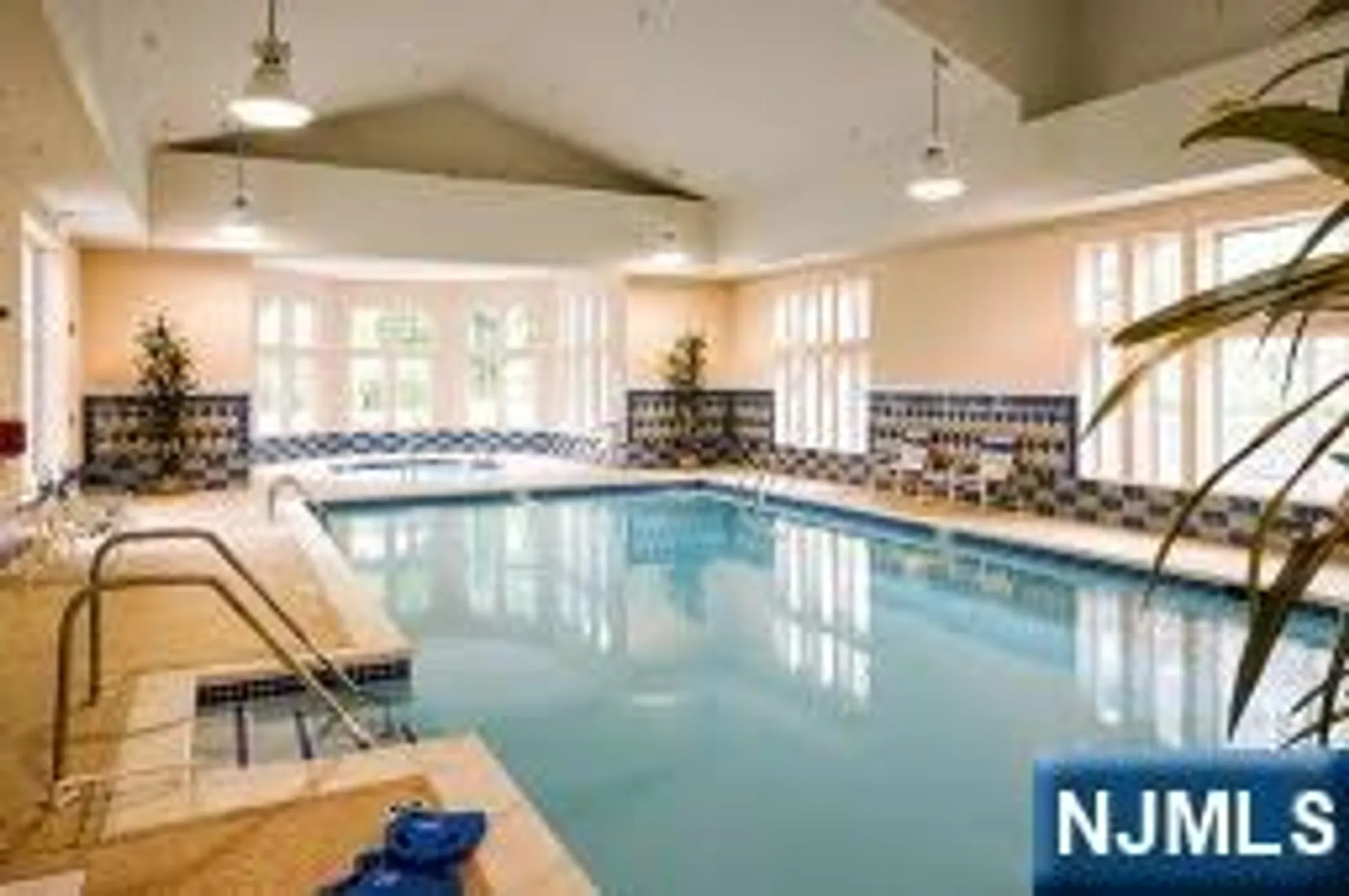 Property Slideshow image 22 of 29 | 4321 warrens way # 4321, Wanaque, NJ, 07465