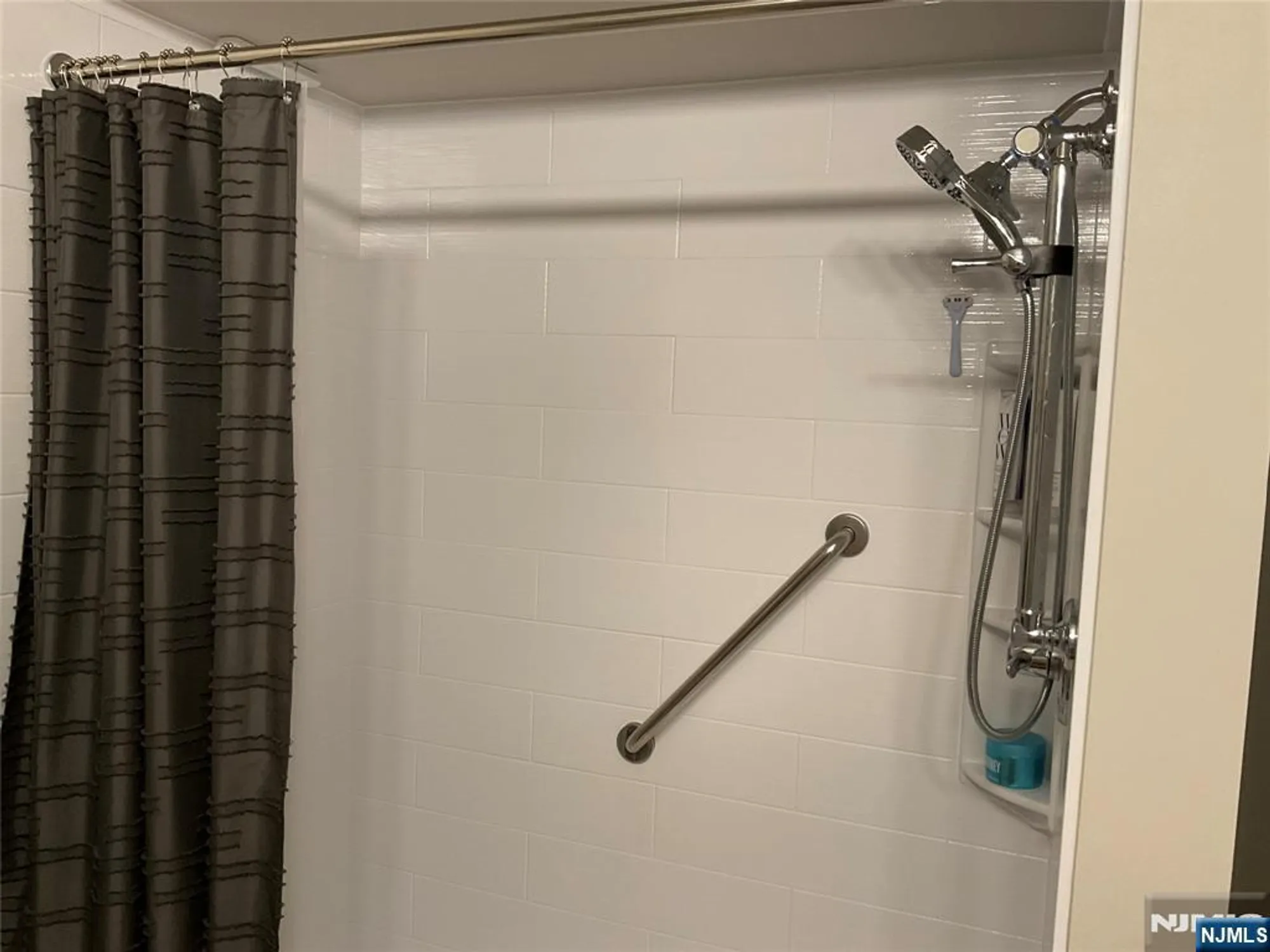 Property Slideshow image 14 of 28 | 5318 richmond rd, West Milford, NJ, 07480