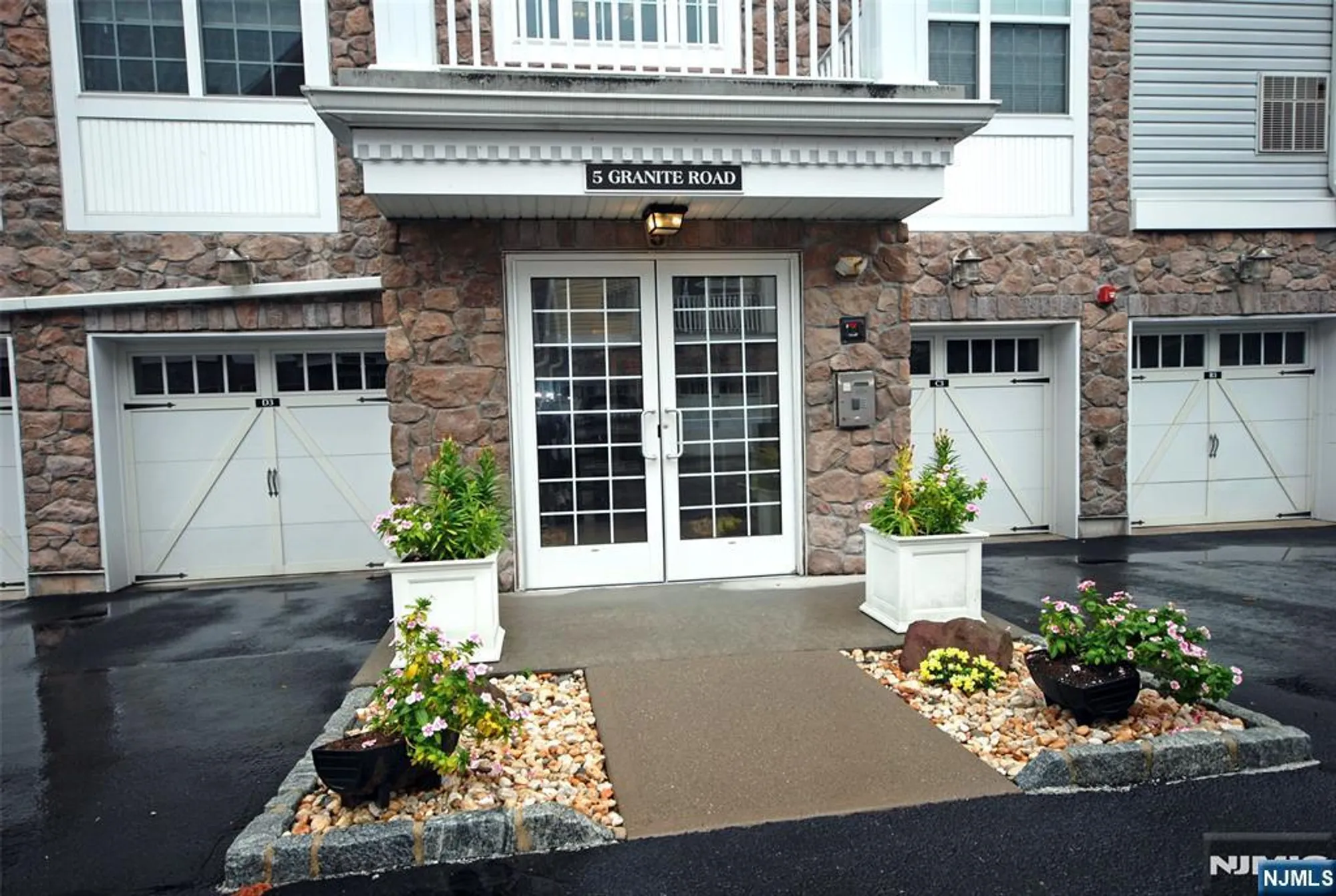 Property Slideshow image 1 of 39 | 5 granite rd unit d2, Woodland Park, NJ, 07424