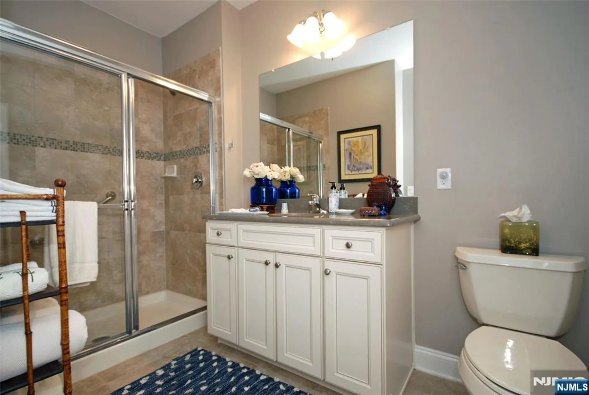 Property Slideshow image 20 of 39 | 5 granite rd unit d2, Woodland Park, NJ, 07424