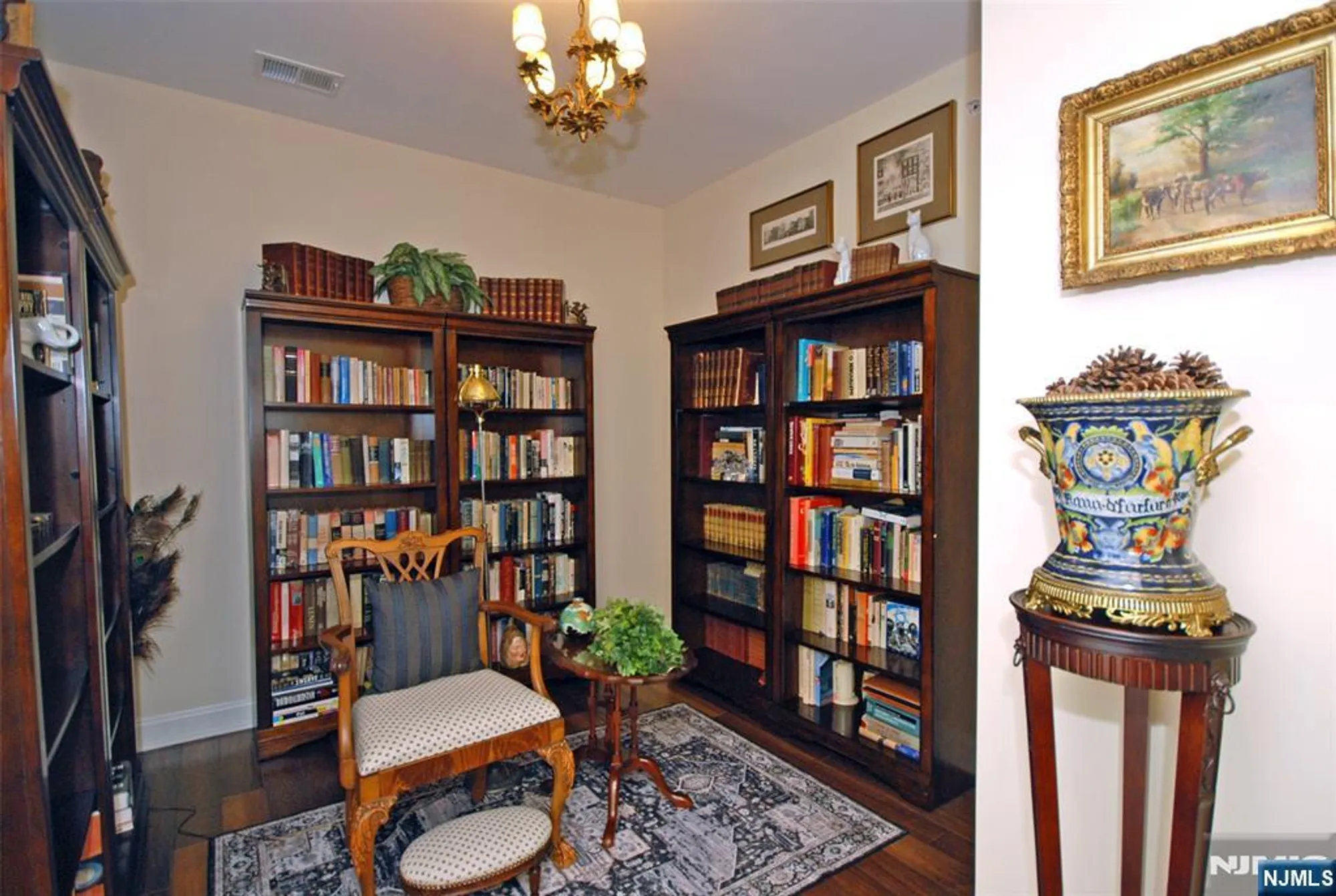 Property Slideshow image 3 of 39 | 5 granite rd unit d2, Woodland Park, NJ, 07424