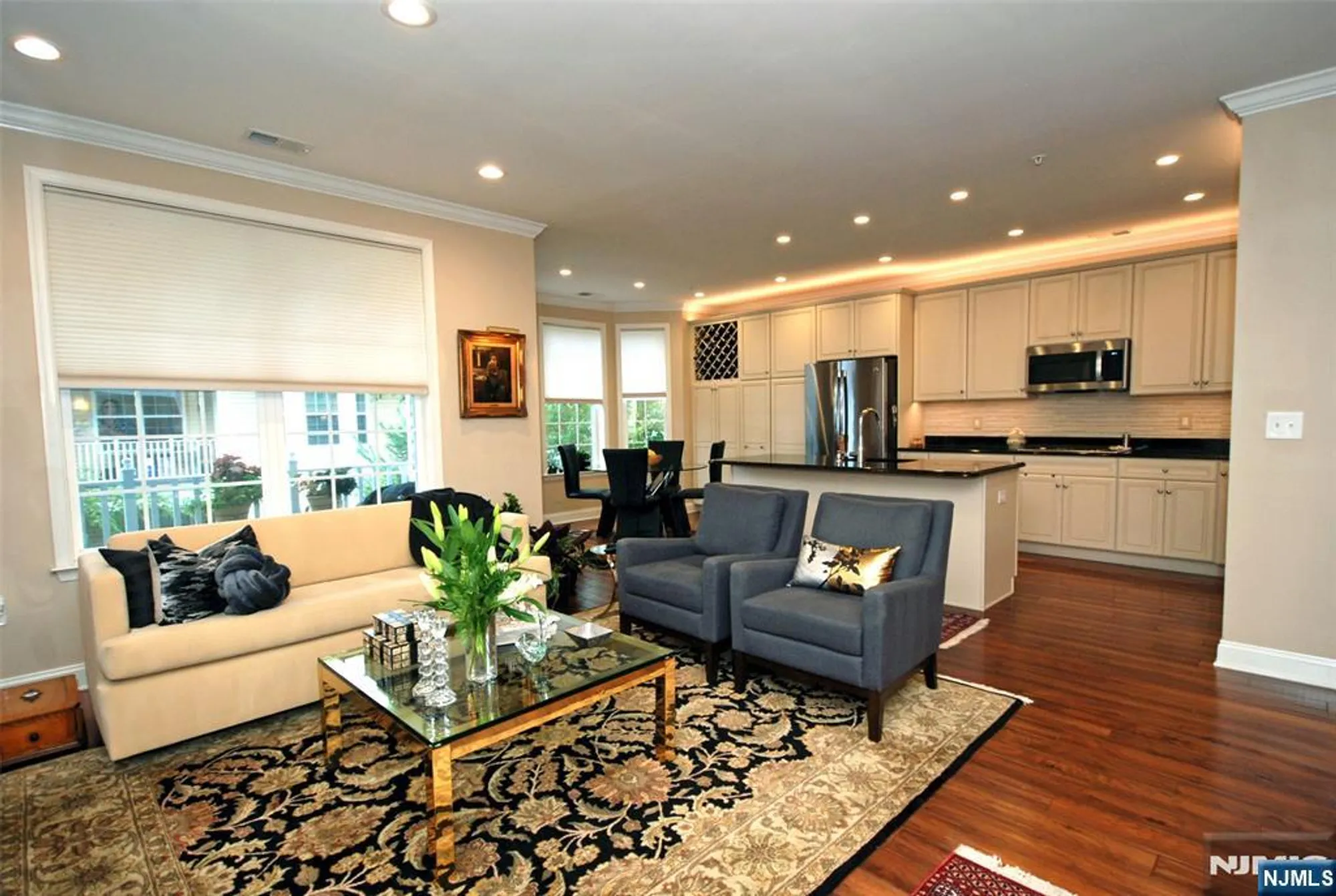 Property Slideshow image 9 of 39 | 5 granite rd unit d2, Woodland Park, NJ, 07424