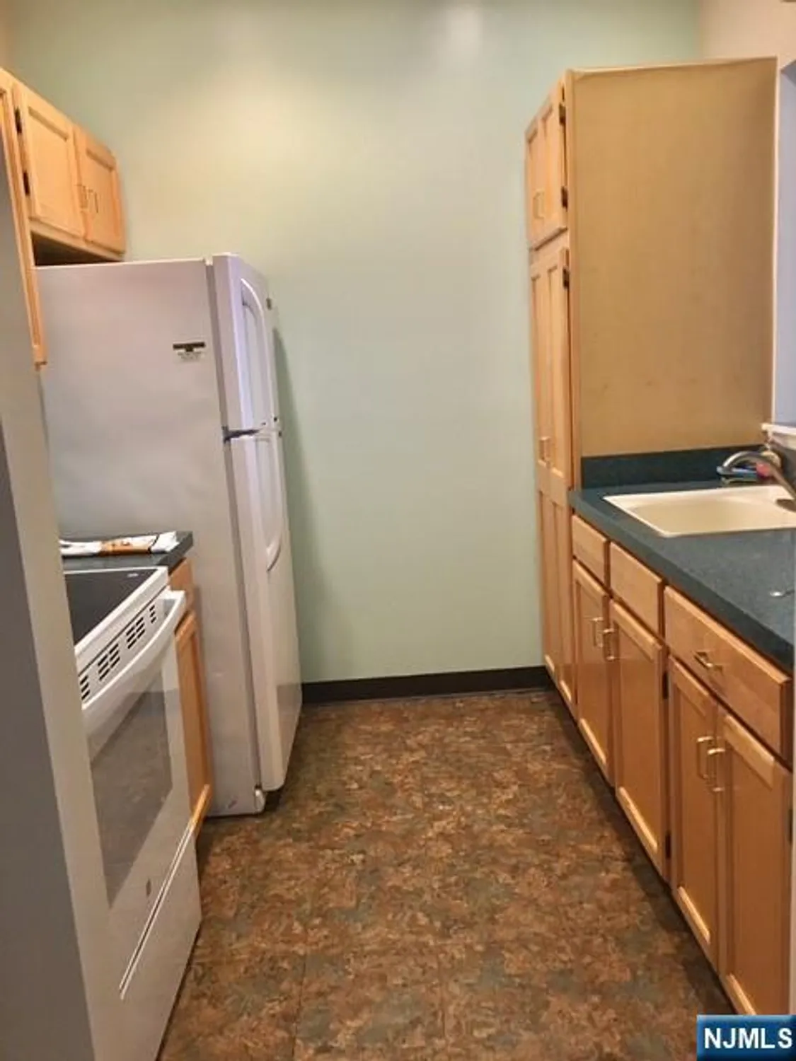 Property Slideshow image 2 of 11 | 4 richmond rd 112, West Milford, NJ, 07480