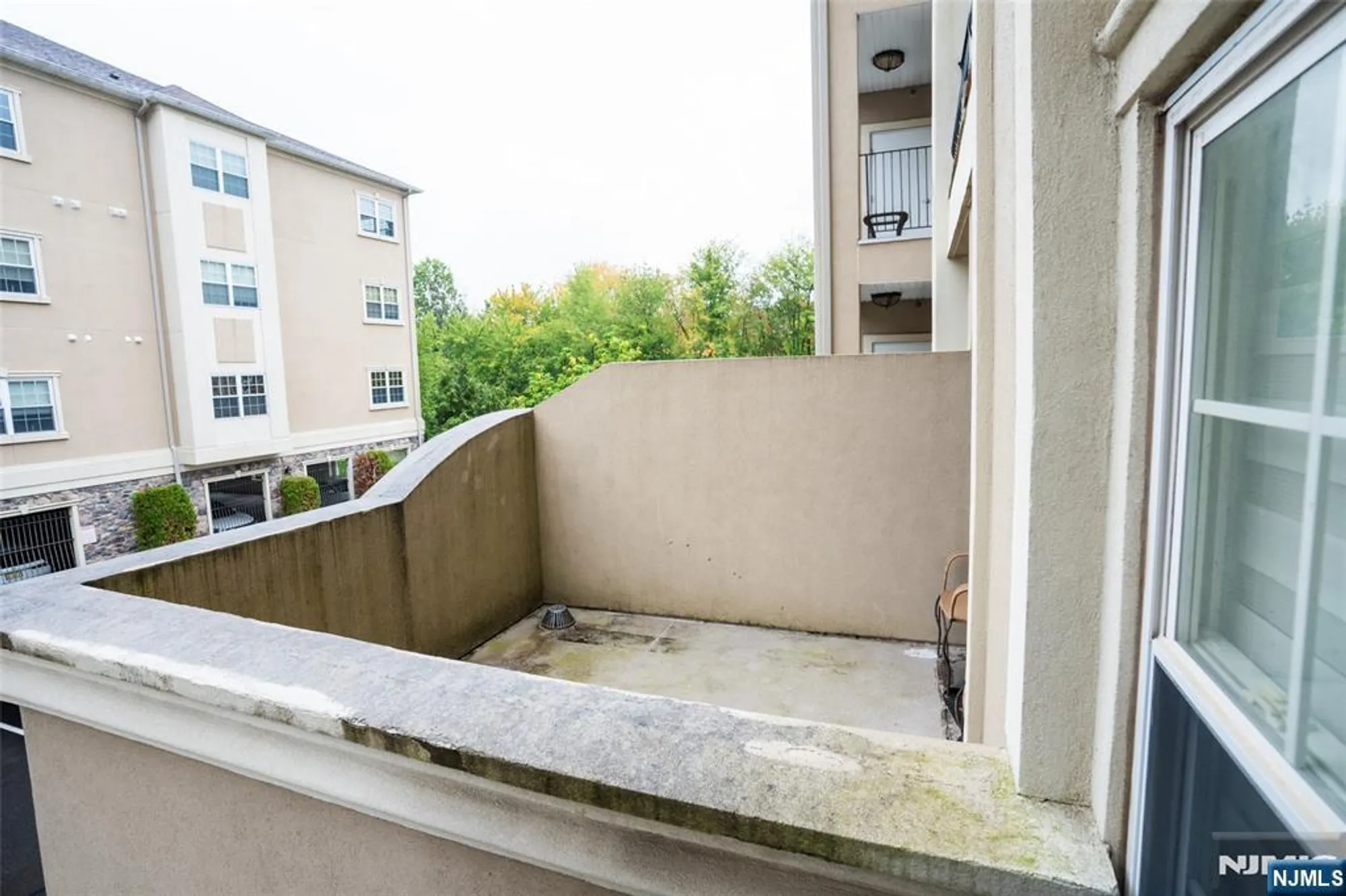 Property Slideshow image 10 of 33 | 1110 wickham ter # 1110, Clifton, NJ, 07013