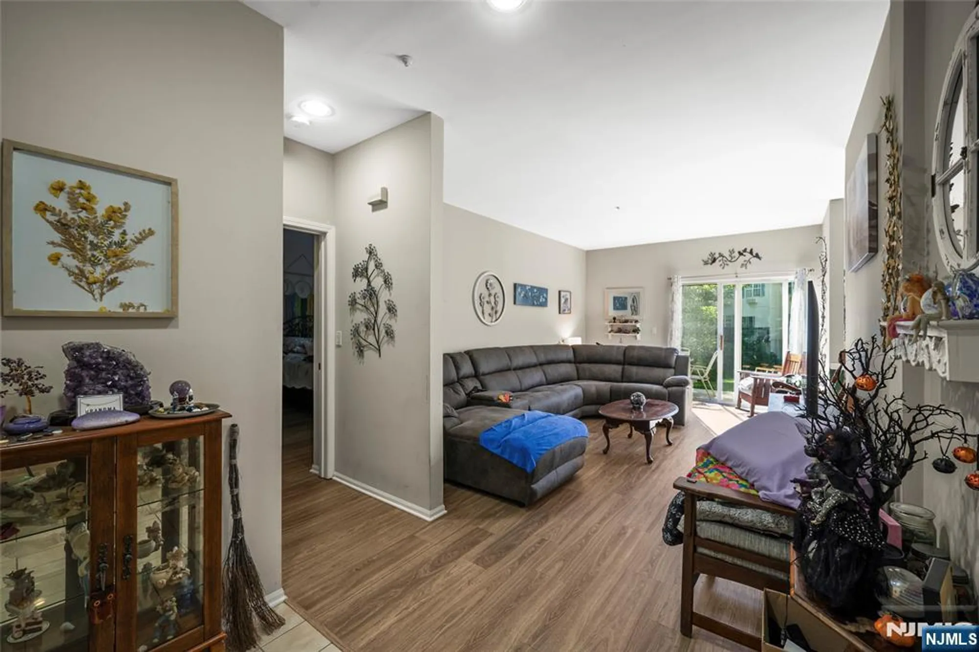 Property Slideshow image 6 of 18 | 6110 richmond rd, West Milford, NJ, 07480