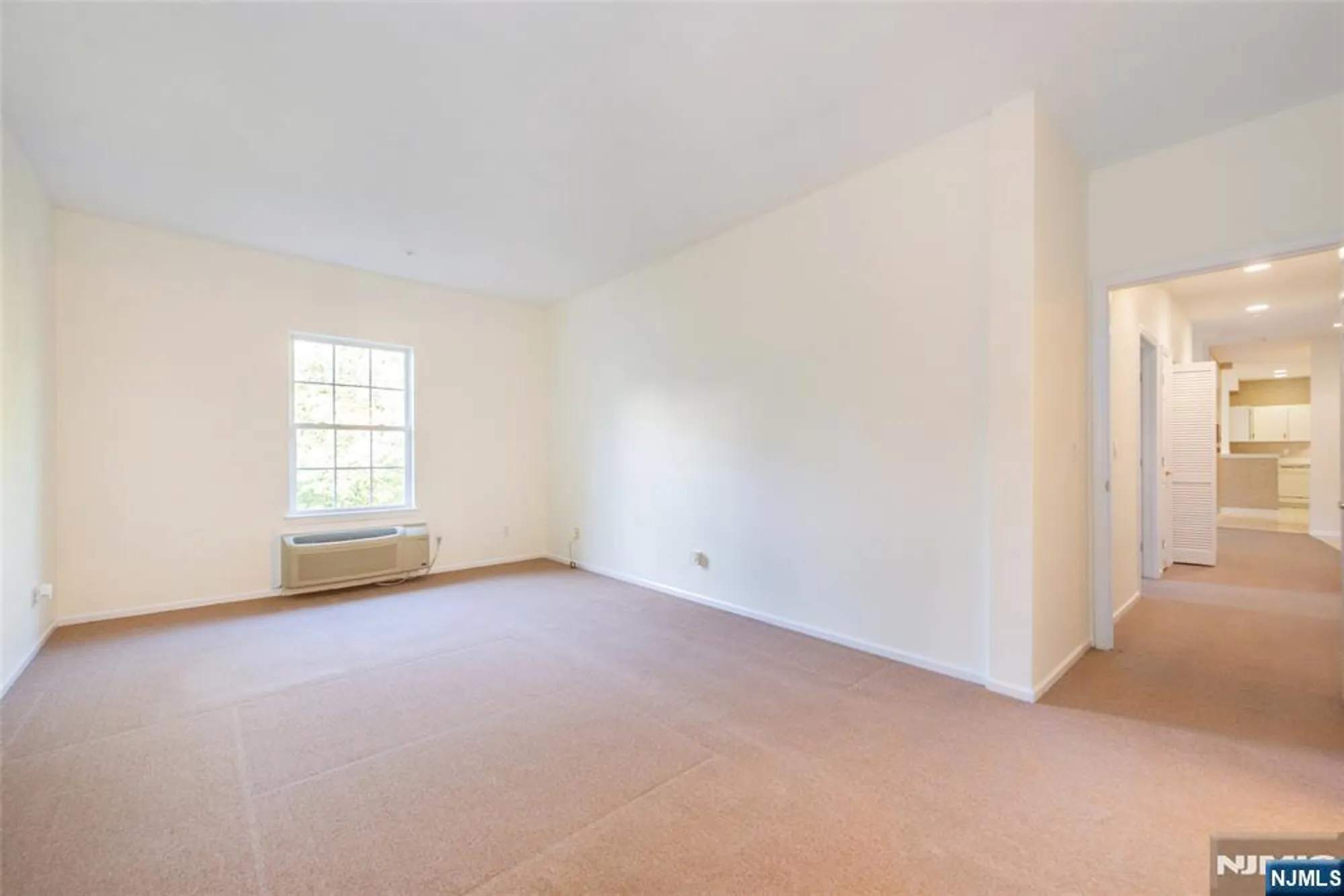 Property Slideshow image 23 of 29 | 7311 richmond rd # 311, West Milford, NJ, 07480