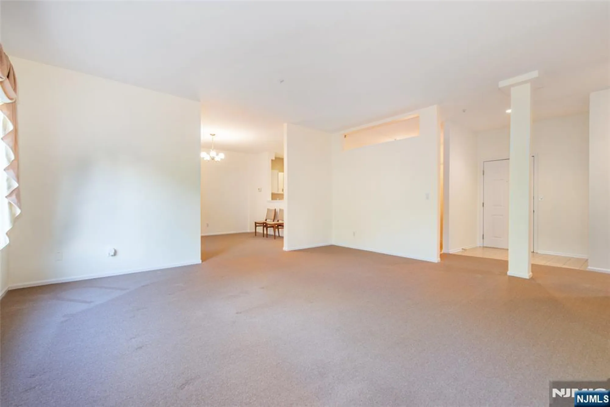 Property Slideshow image 5 of 29 | 7311 richmond rd # 311, West Milford, NJ, 07480