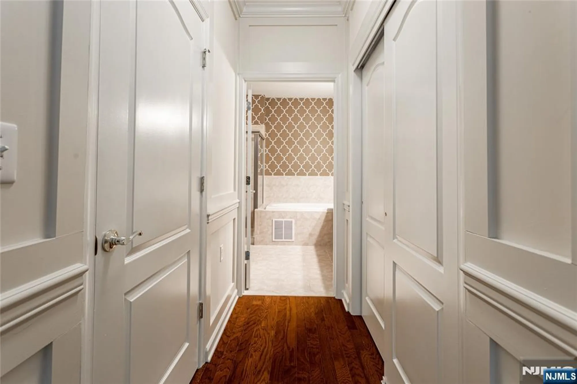 Property Slideshow image 17 of 38 | 40 azalea dr 3517, Old Bridge, NJ, 08857