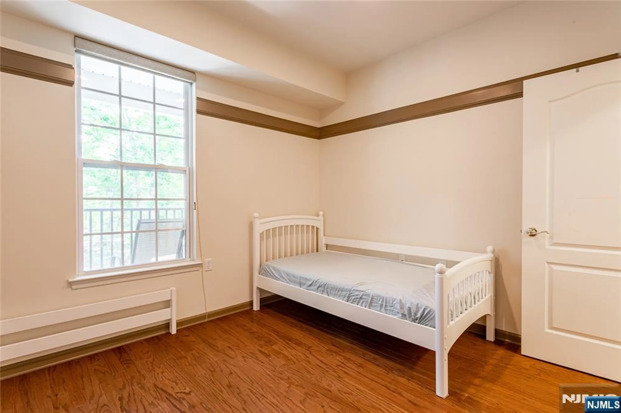 Property Slideshow image 26 of 38 | 40 azalea dr 3517, Old Bridge, NJ, 08857