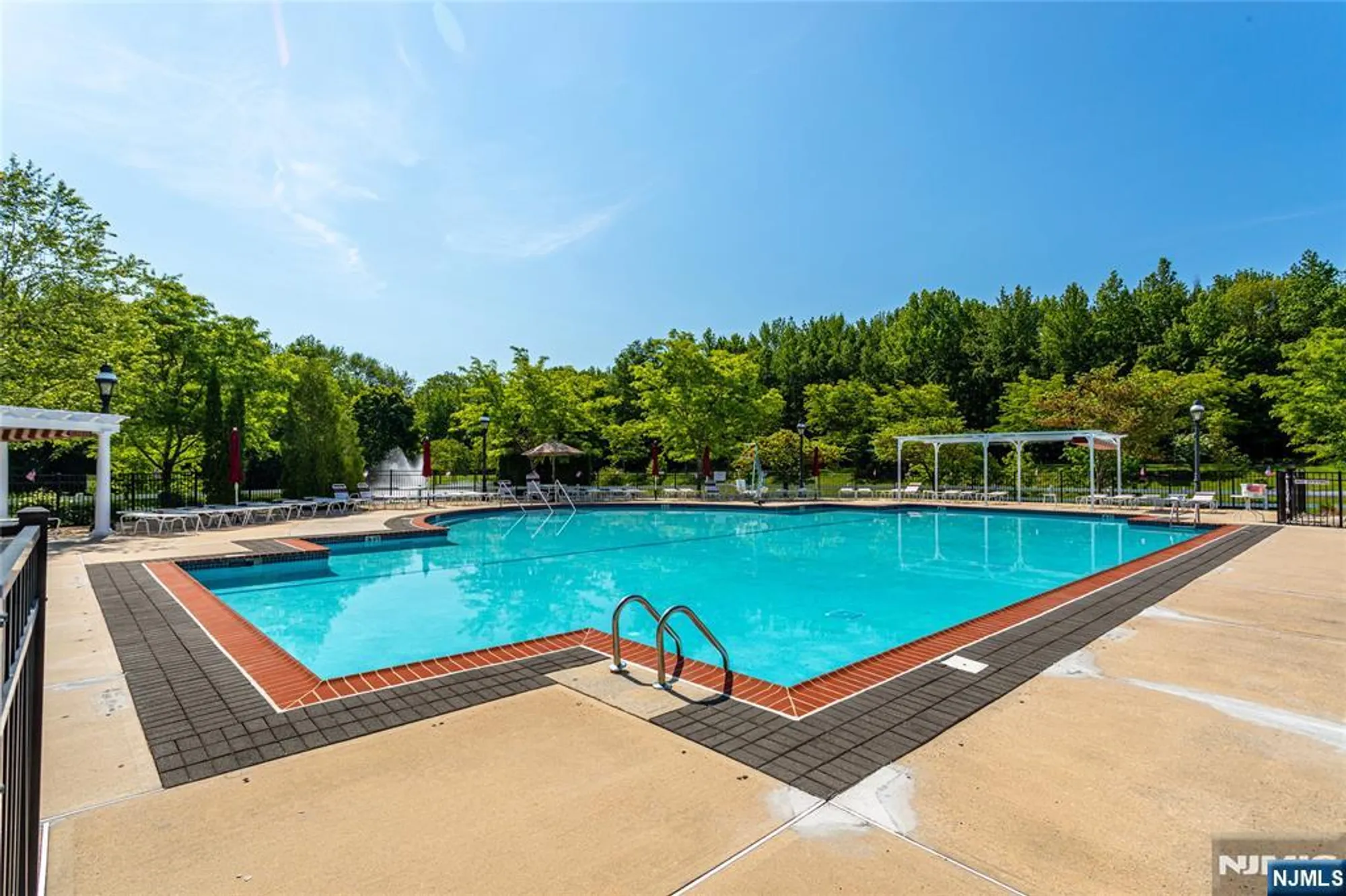 Property Slideshow image 35 of 38 | 40 azalea dr 3517, Old Bridge, NJ, 08857