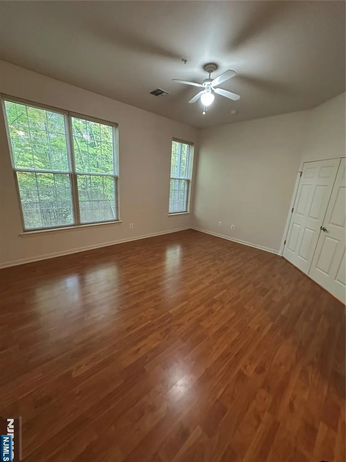 Property Slideshow image 16 of 40 | 705 four seasons dr, Wayne, NJ, 07470