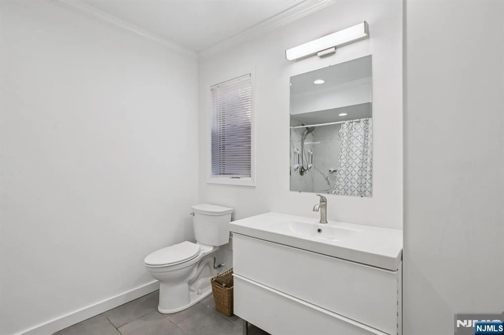 Property Slideshow image 18 of 27 | 136 changebridge rd b8, Montville, NJ, 07045