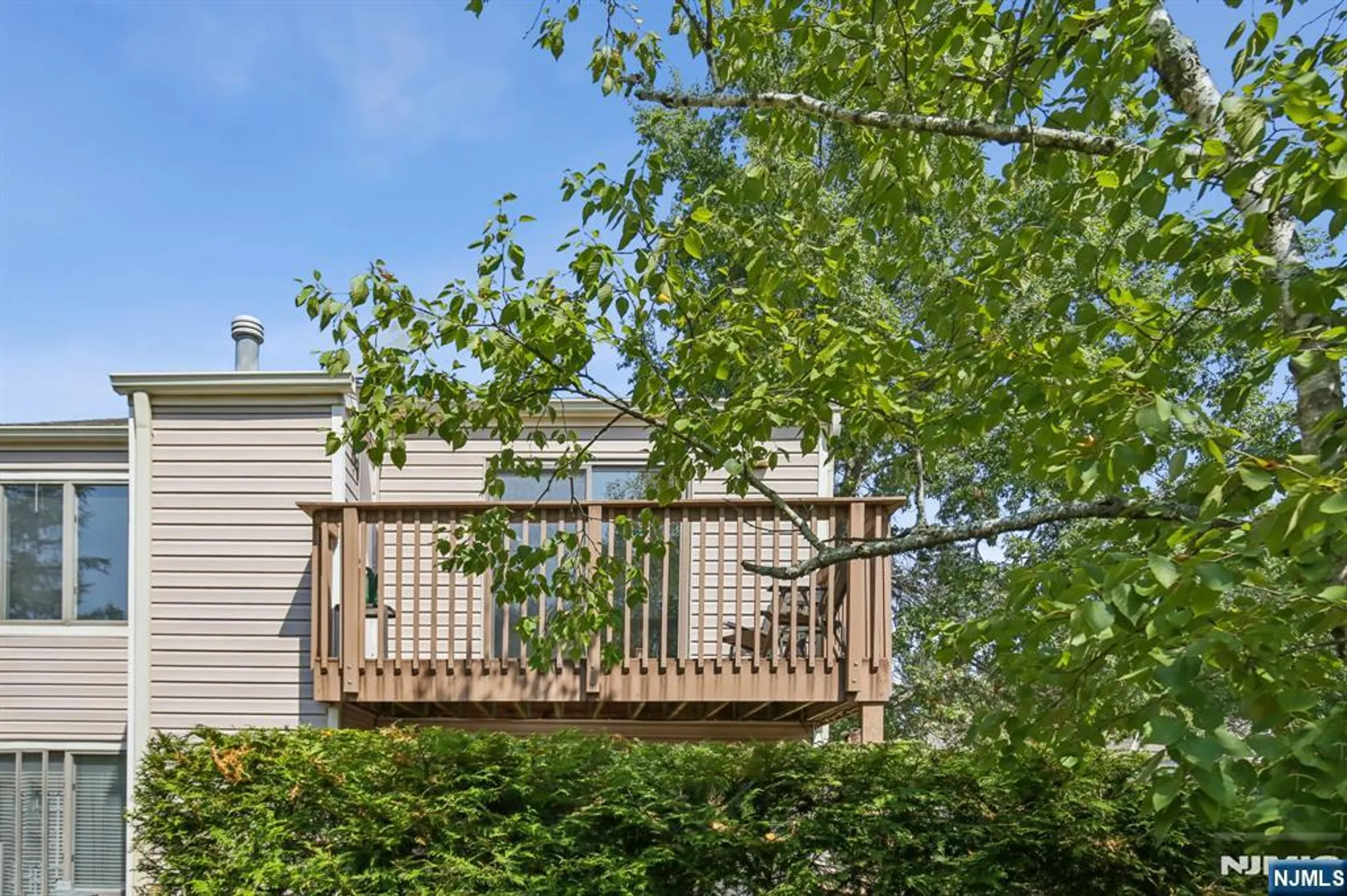 Property Slideshow image 21 of 27 | 136 changebridge rd b8, Montville, NJ, 07045