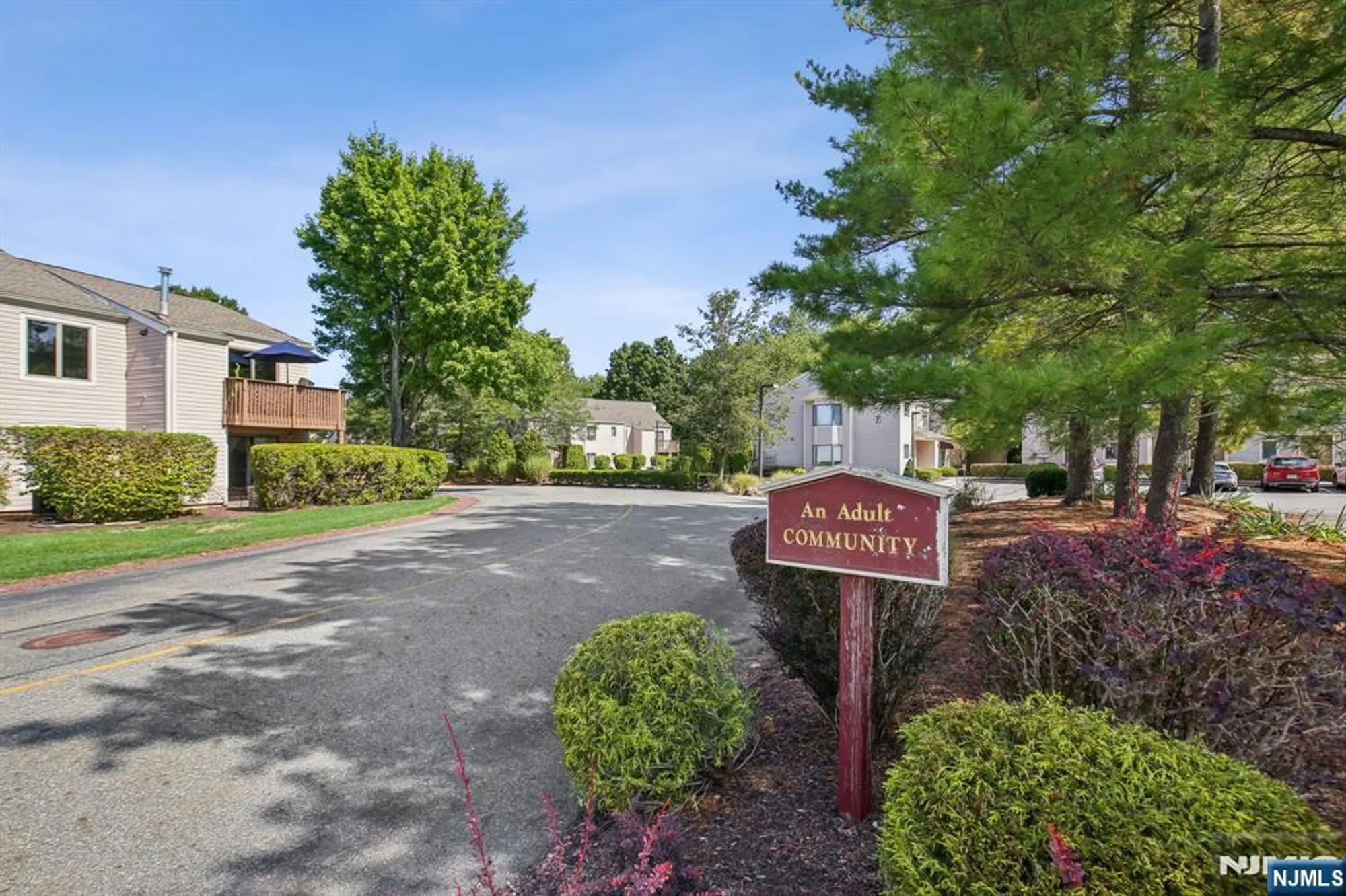 Property Slideshow image 26 of 27 | 136 changebridge rd b8, Montville, NJ, 07045