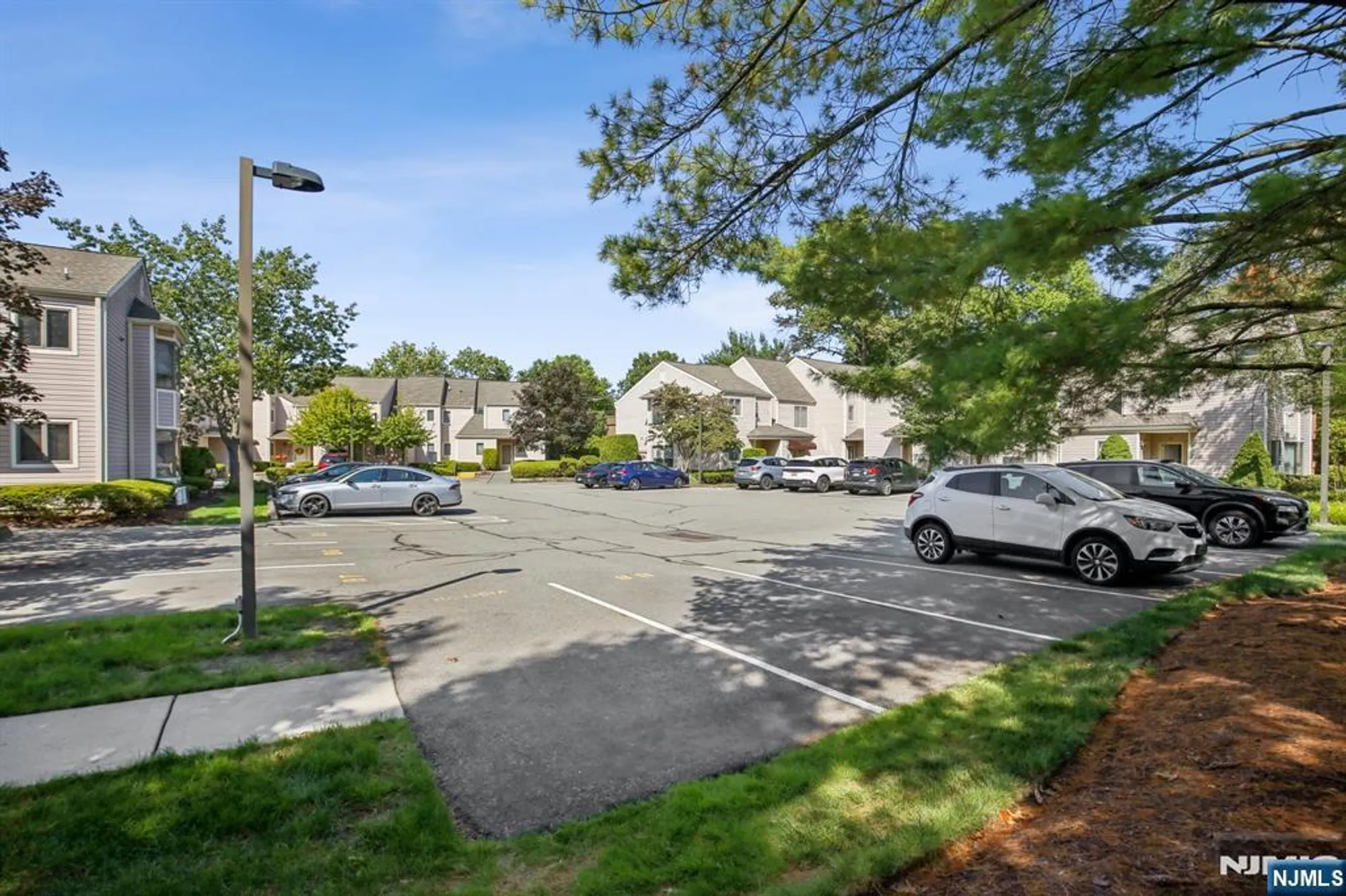 Property Slideshow image 27 of 27 | 136 changebridge rd b8, Montville, NJ, 07045