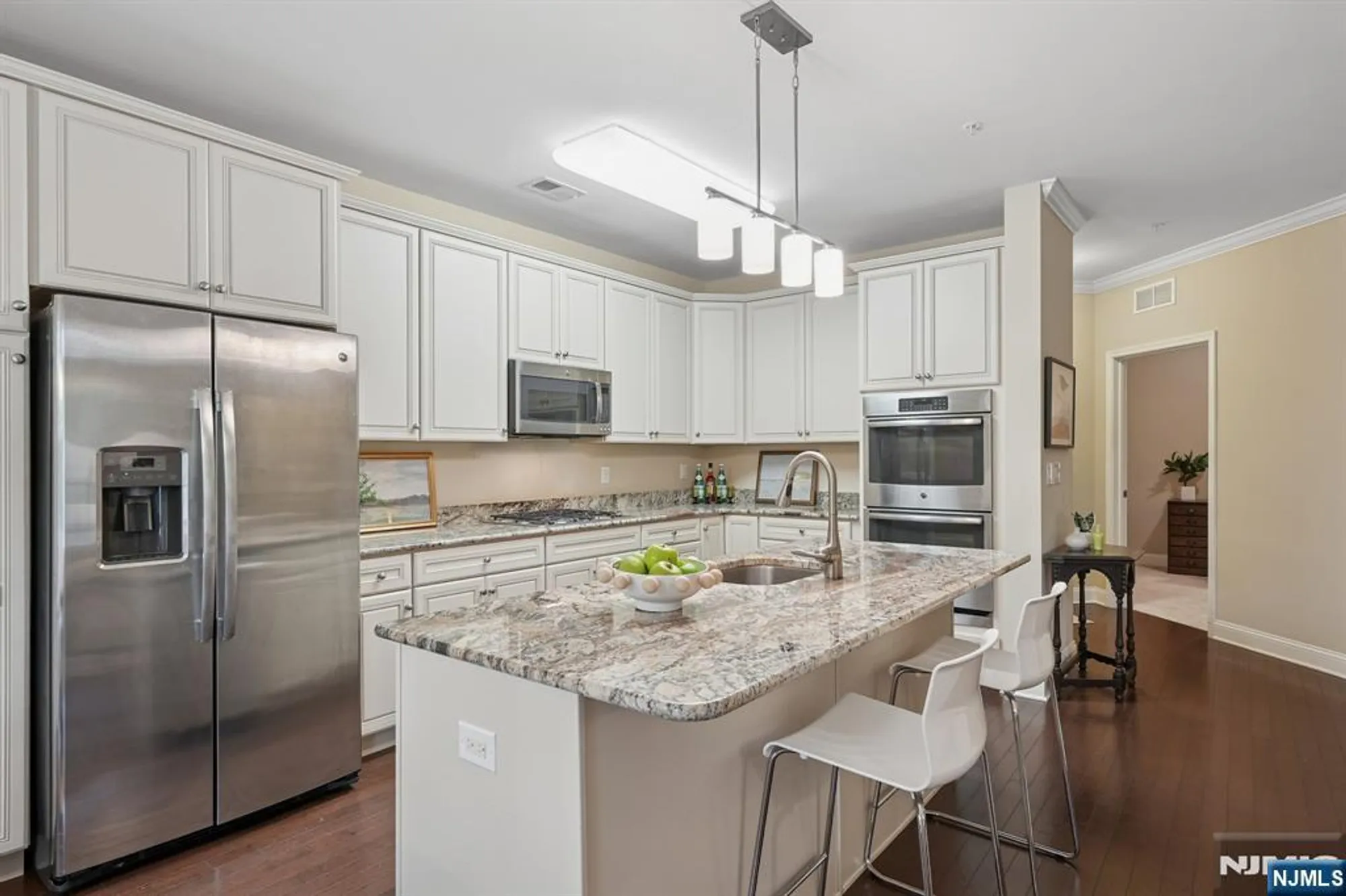 Property Slideshow image 11 of 45 | 6 pebble rd unit d1, Woodland Park, NJ, 07424