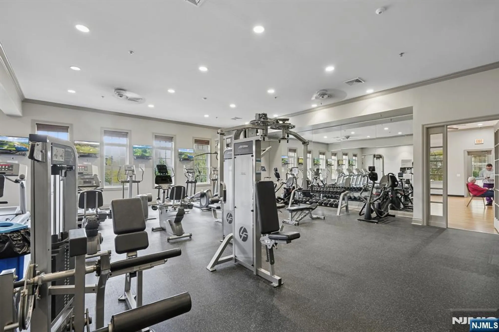 Property Slideshow image 34 of 45 | 6 pebble rd unit d1, Woodland Park, NJ, 07424
