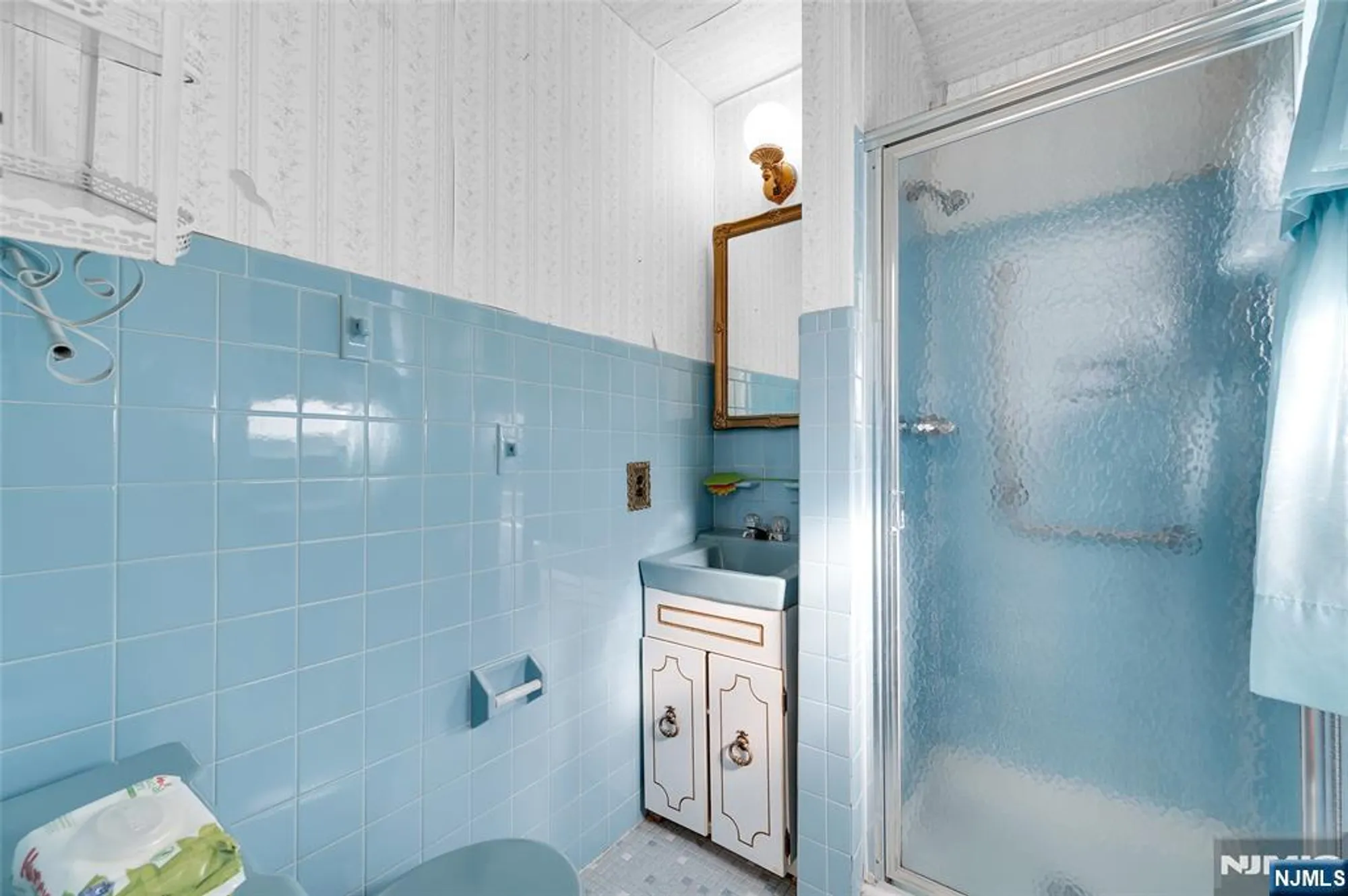 Property Slideshow image 12 of 15 | 19 georgetown dr, Toms River, NJ, 08757