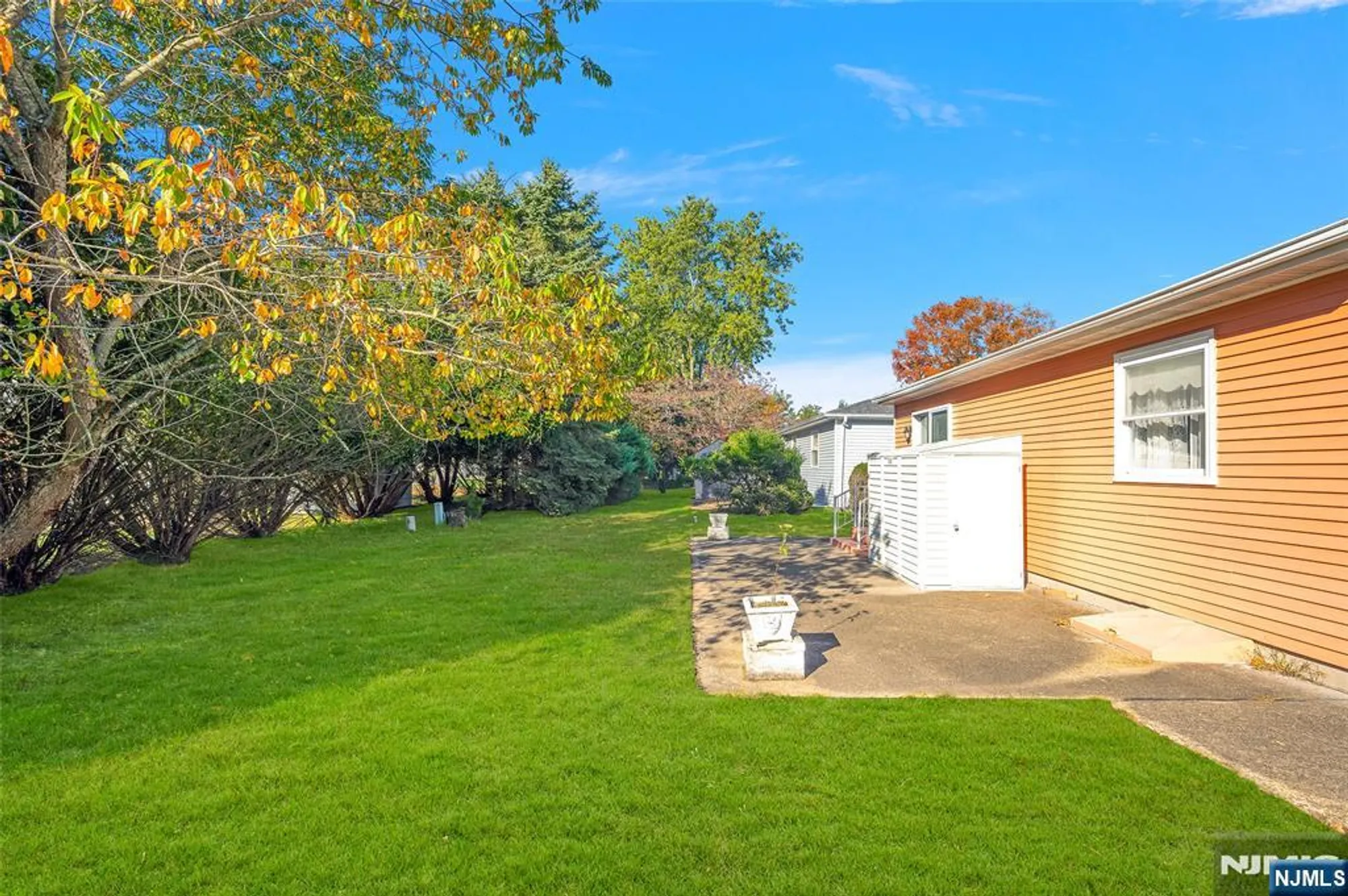 Property Slideshow image 15 of 15 | 19 georgetown dr, Toms River, NJ, 08757